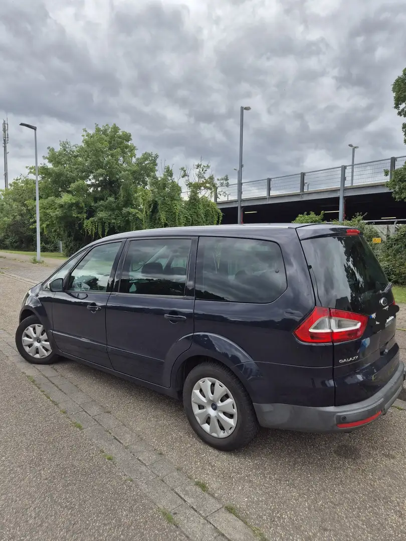Ford Galaxy 2.0 TDCi DPF Ambiente - 2