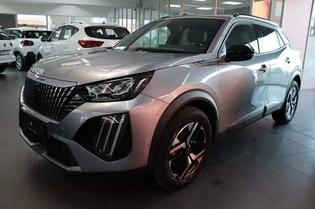 Peugeot 2008 Allure 1,2 130 PS EAT8 360° ACC Totw.SOFORT
