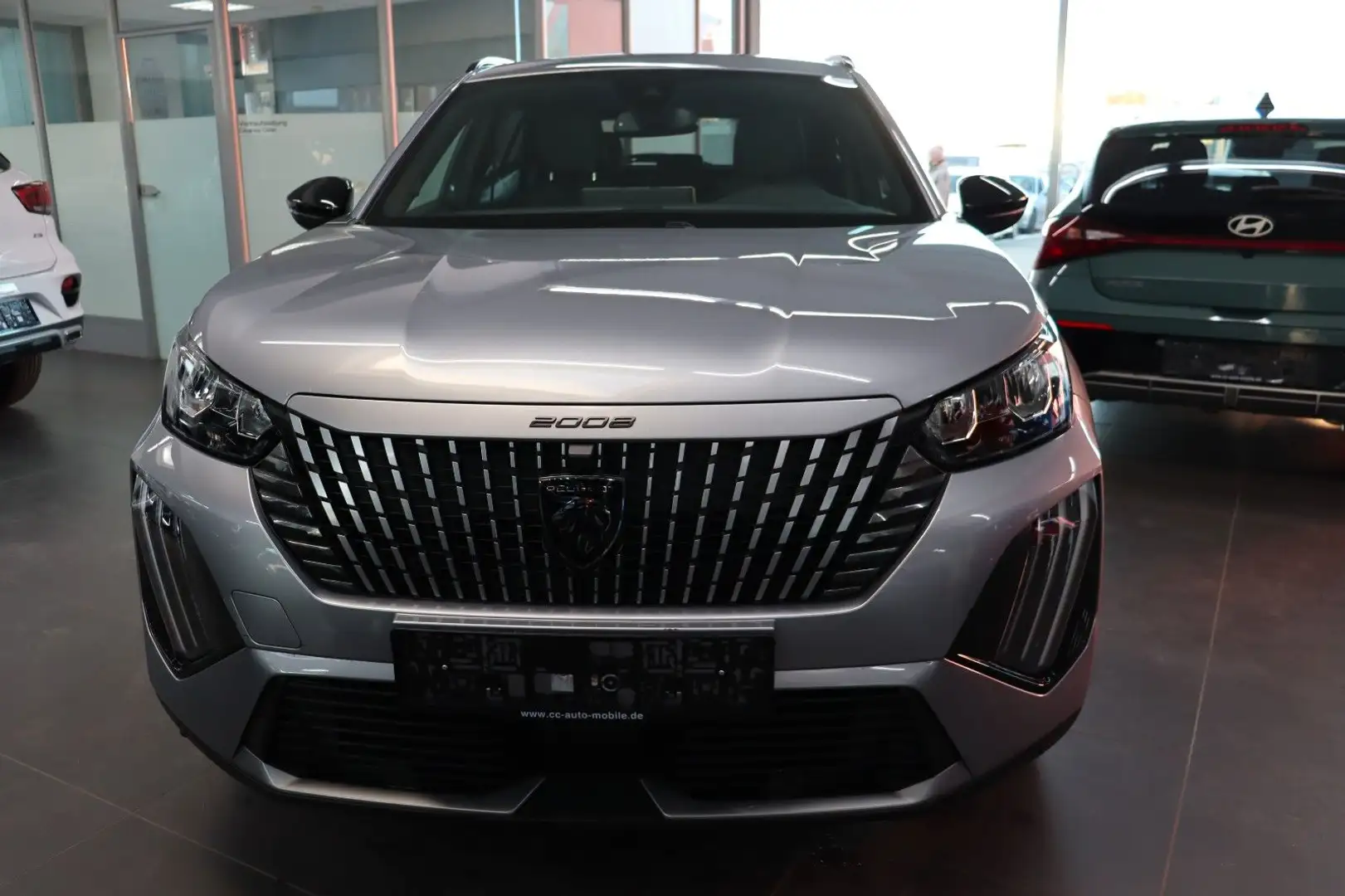 Peugeot 2008 Allure 1,2 130 PS EAT8 360° ACC Totw.SOFORT Ezüst - 2