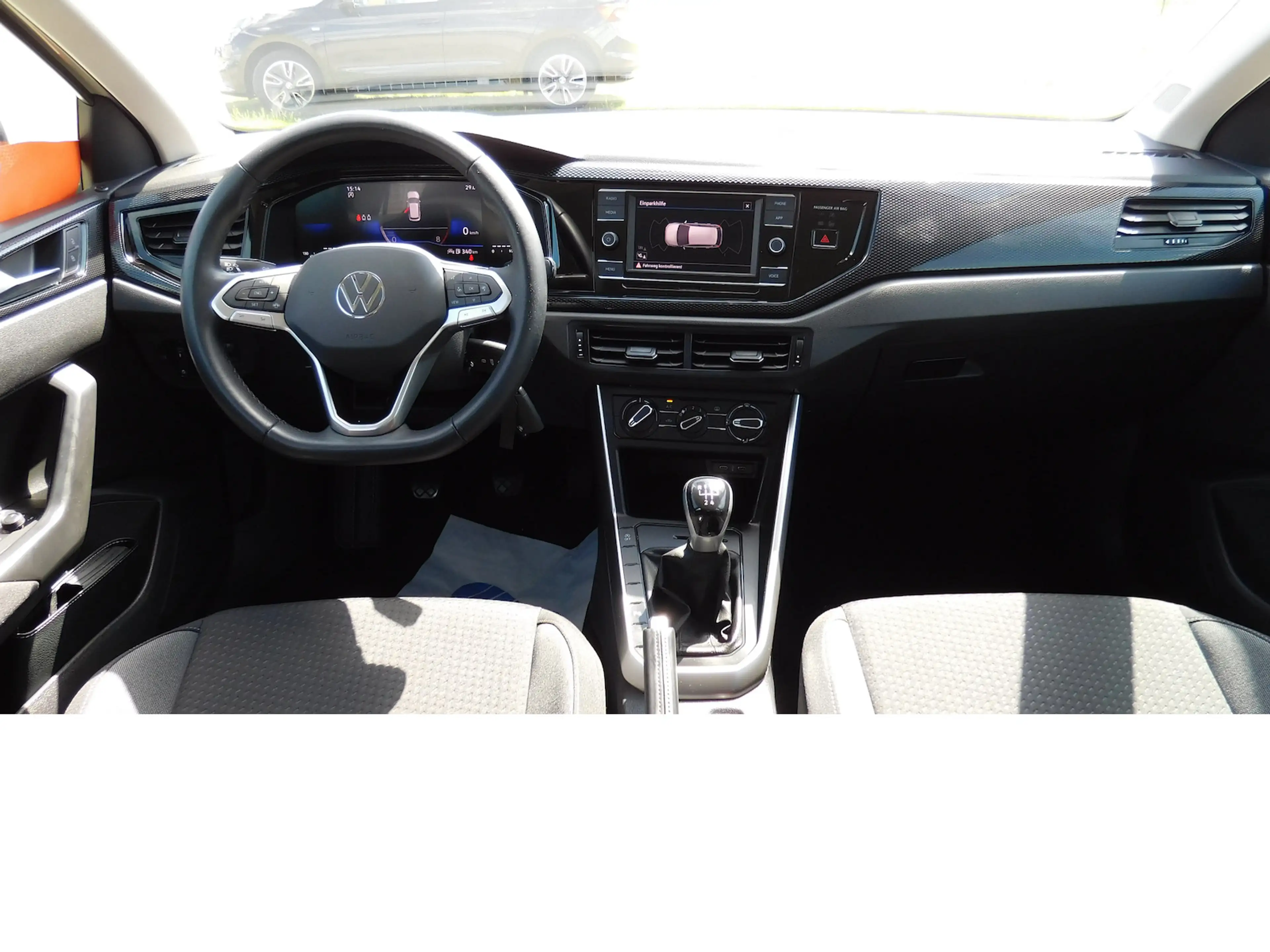 Volkswagen Polo 1.0 Life MPI BMT 4Trg Klima Navi LED — photo 9