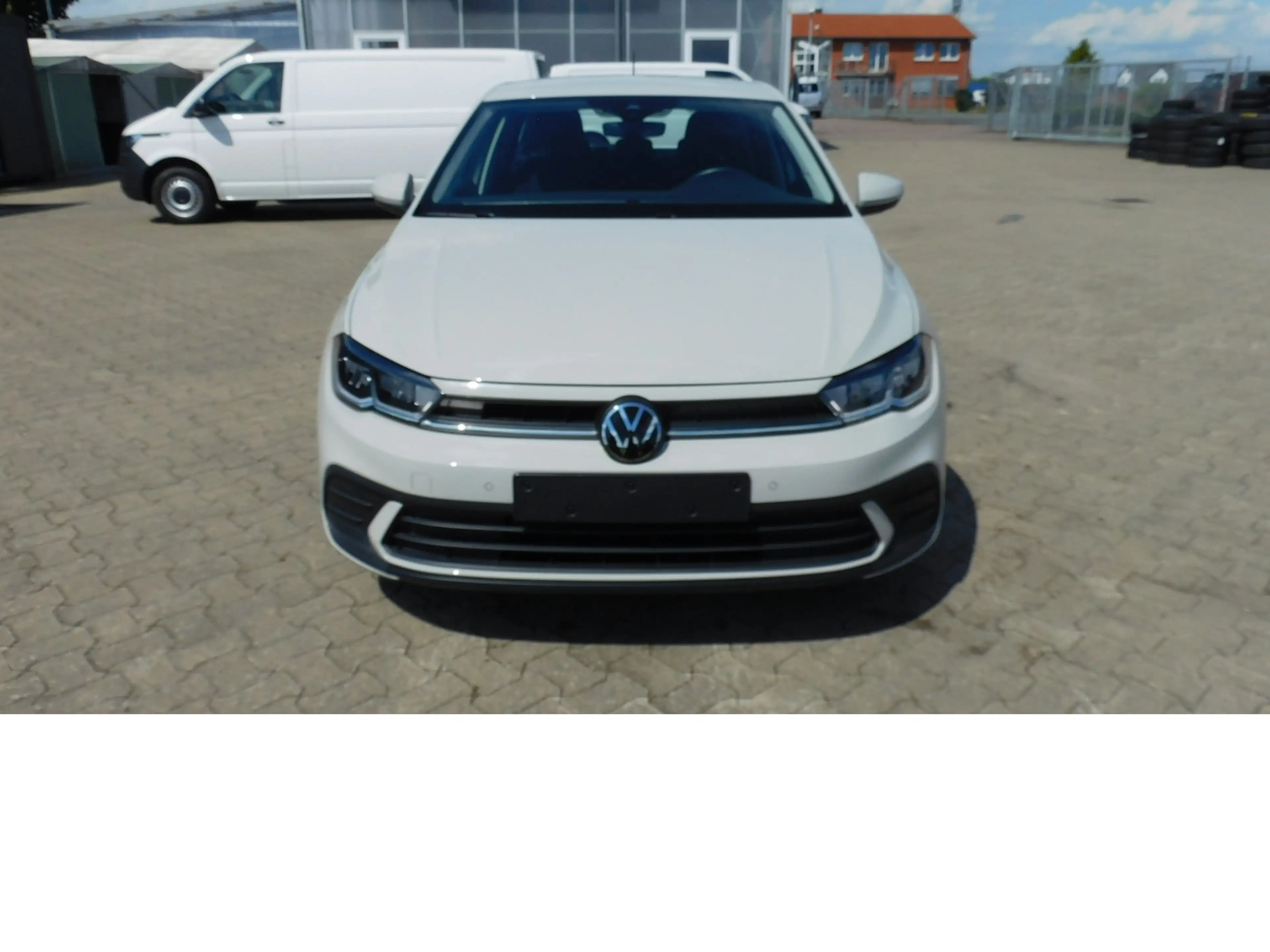 Volkswagen Polo 1.0 Life MPI BMT 4Trg Klima Navi LED — photo 3