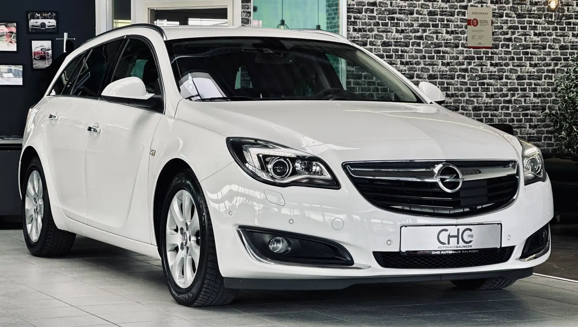 Opel Insignia A Sports Tourer Innovation|KAMERA|NAVI|ACC Bílá - 1