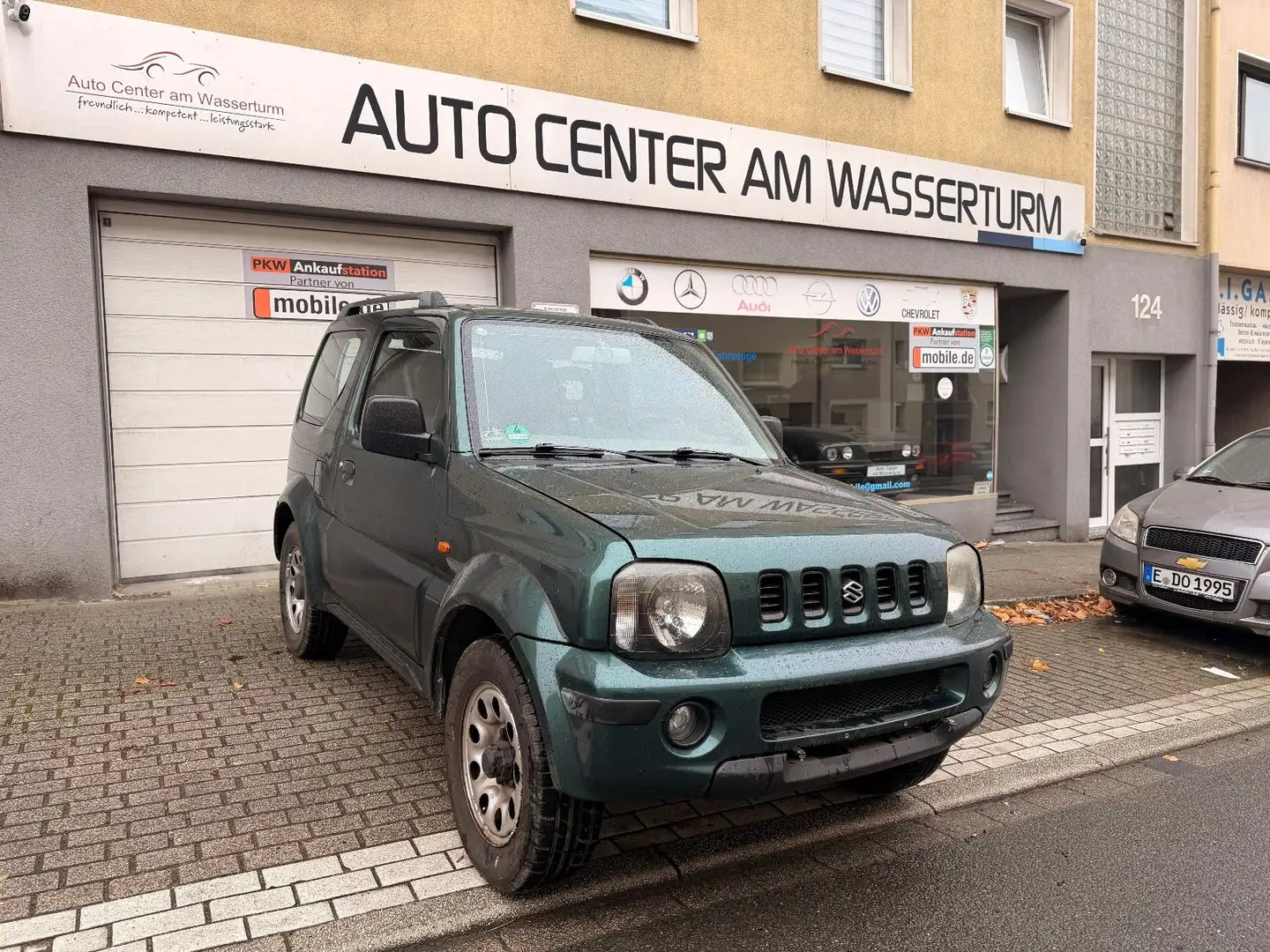 Suzuki Jimny Ranger 1.3 Lim. Klima Grün - 2