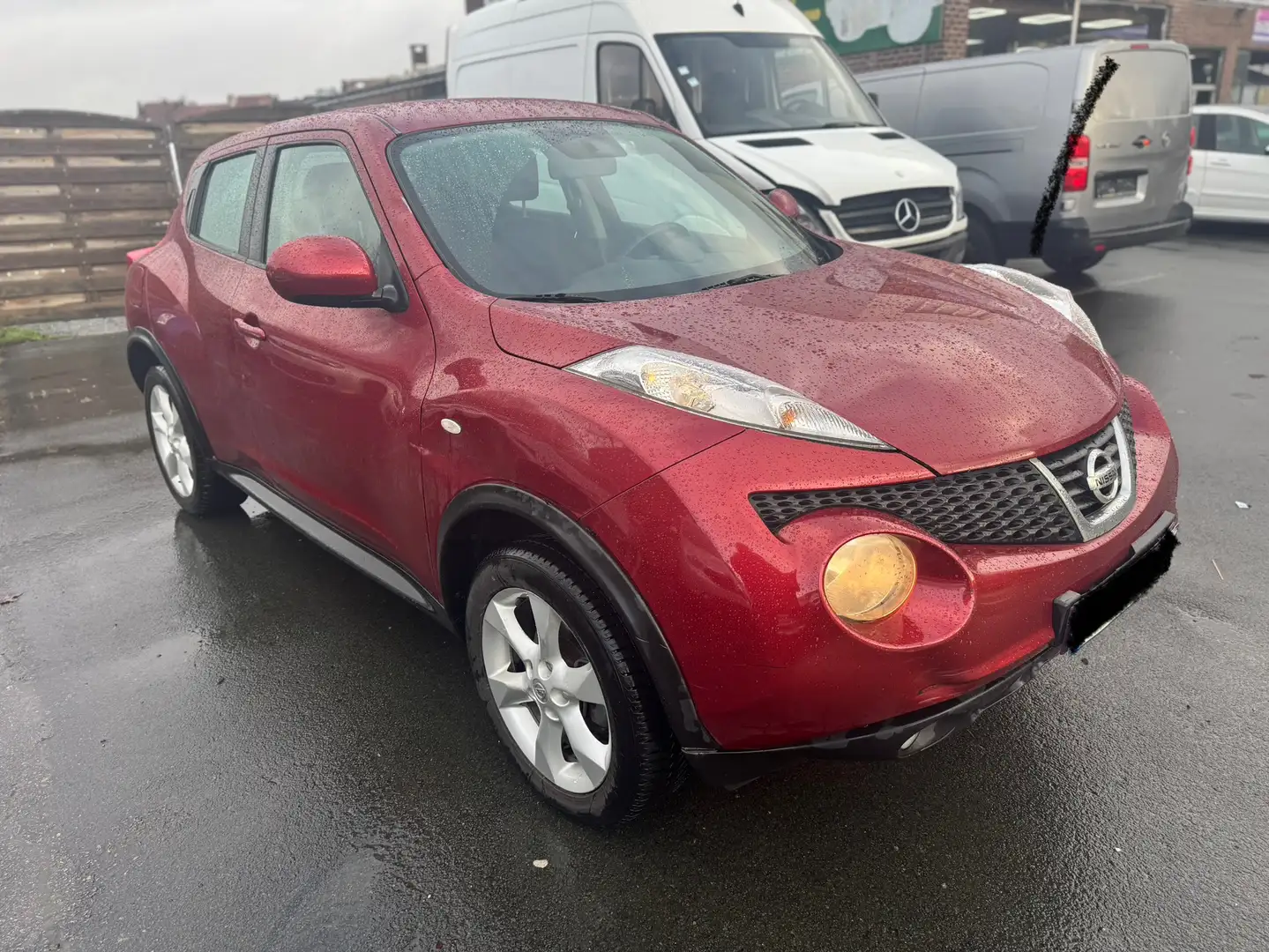 Nissan Juke 1.6i EXPORT-HANDELAAR Rouge - 1