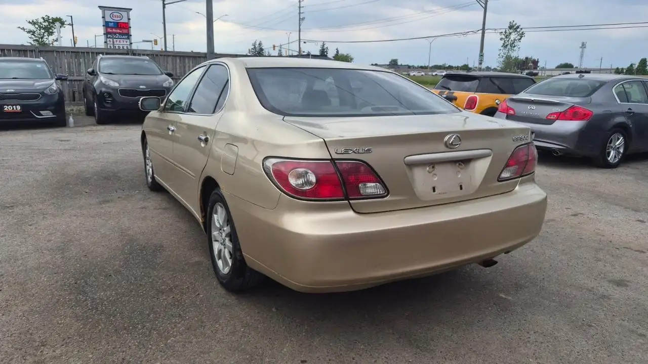 Lexus ES fotografie Lexus ES