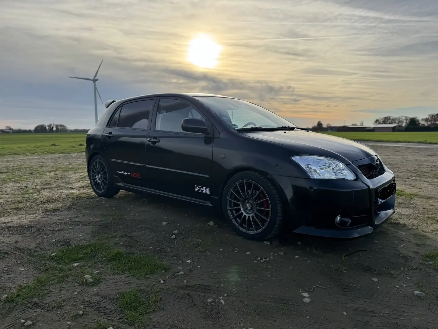 Toyota Corolla 1.8 TS Compressor / Compact Schwarz - 2