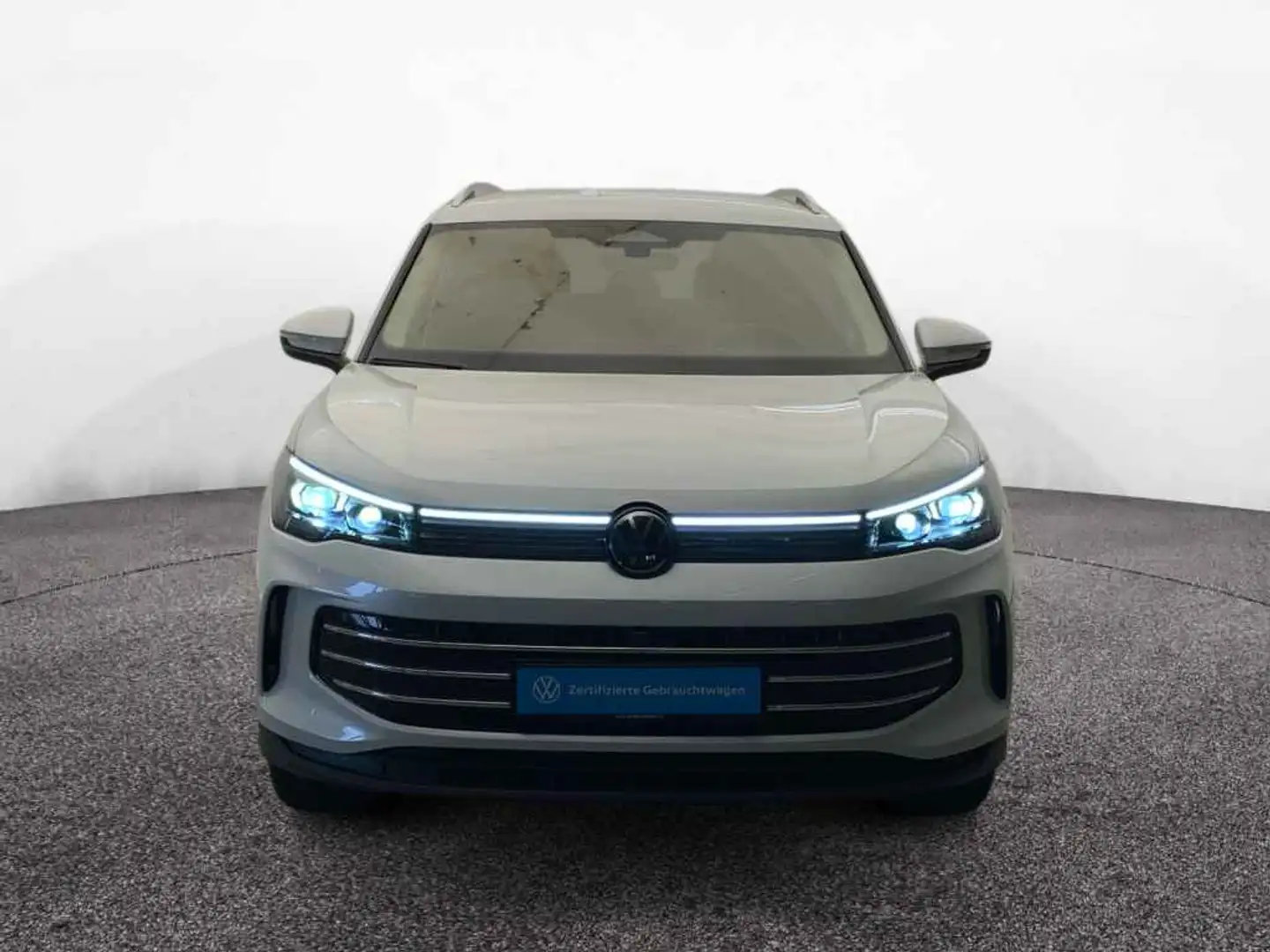 Volkswagen Tiguan Elegance TDI DSG 4M *AHK*MASSAGE*STDHZ* Weiß - 2