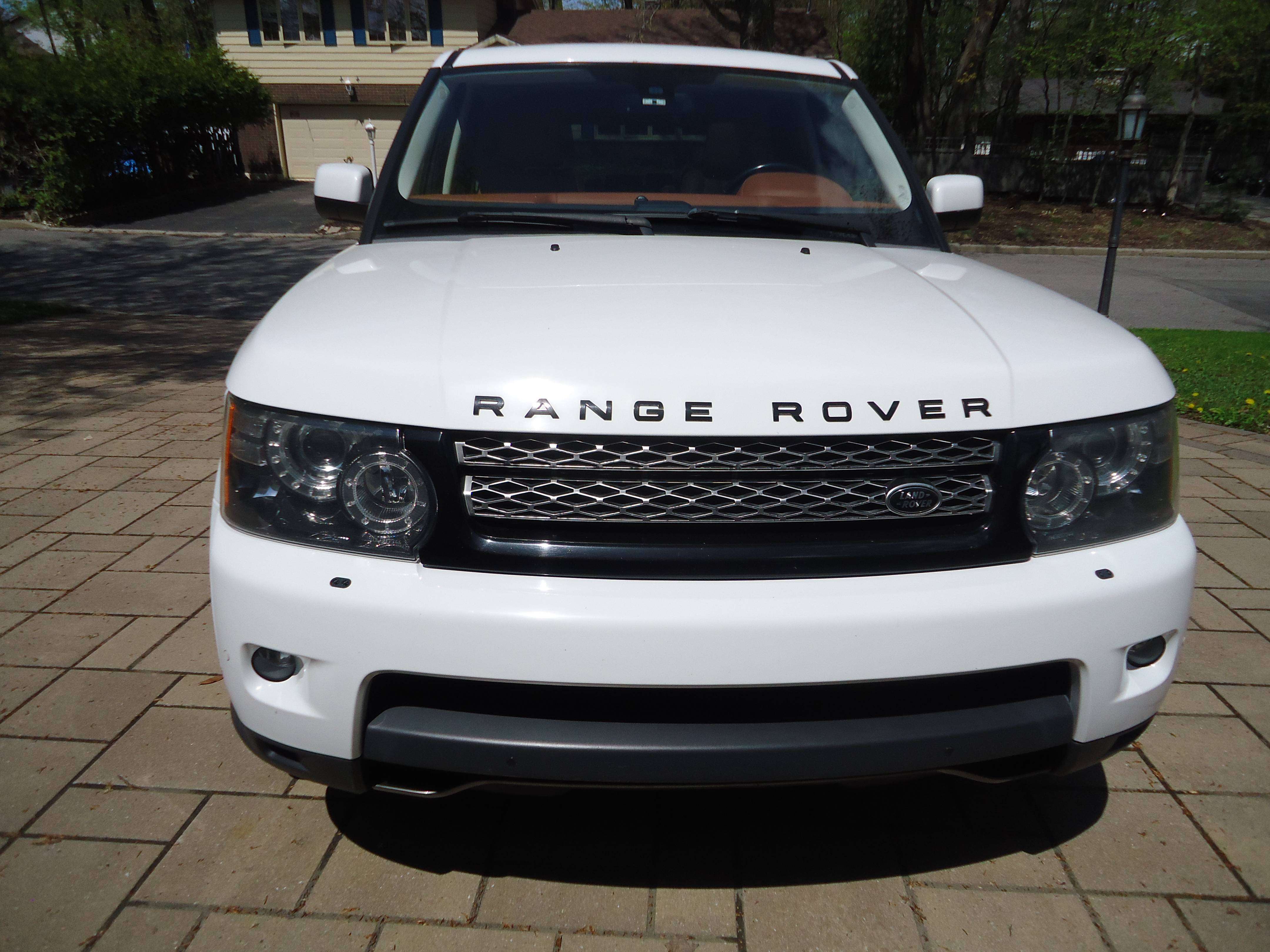 2012 Land Rover Range Rover Sport HSE LUX alt 4