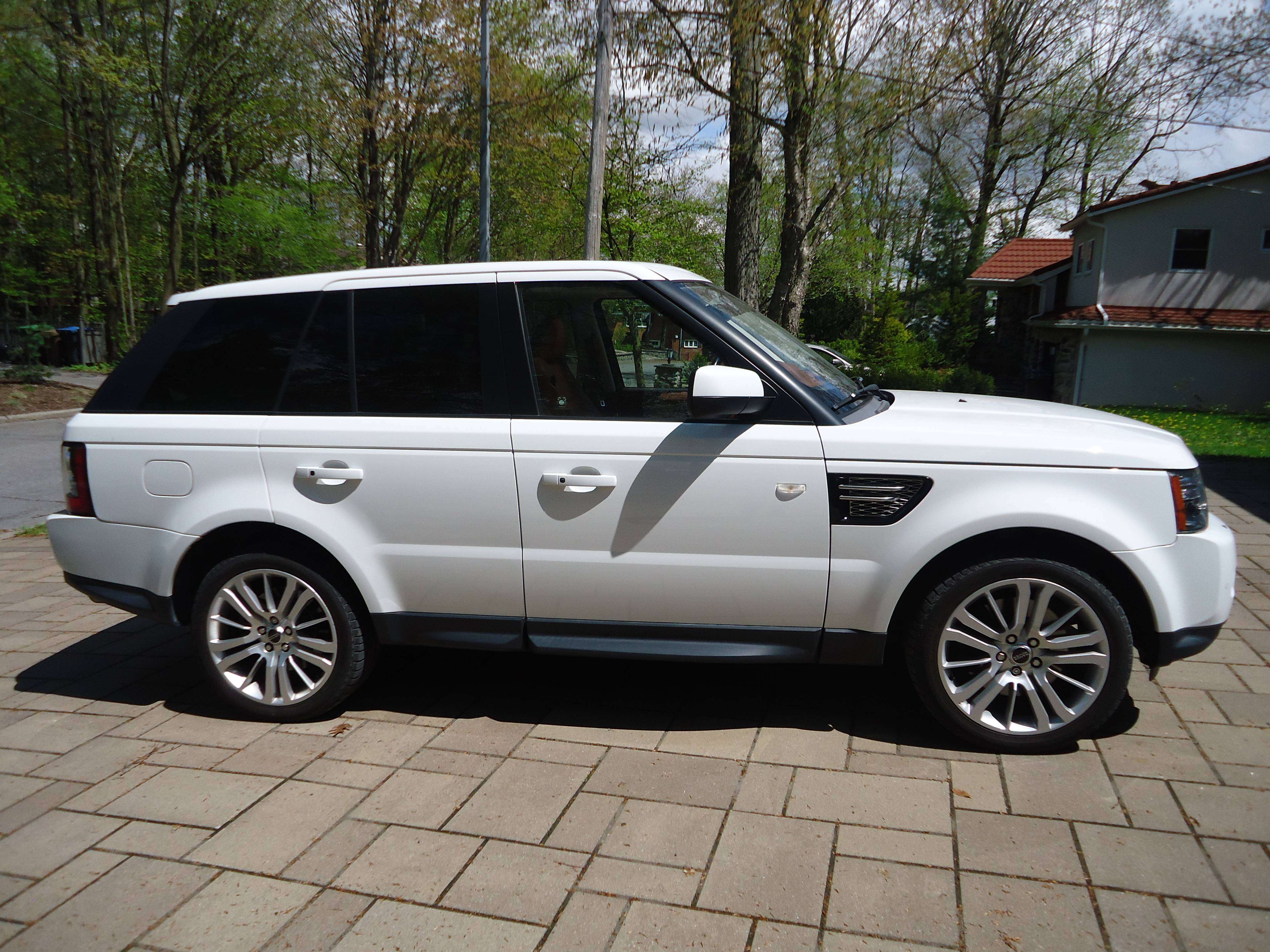 2012 Land Rover Range Rover Sport HSE LUX