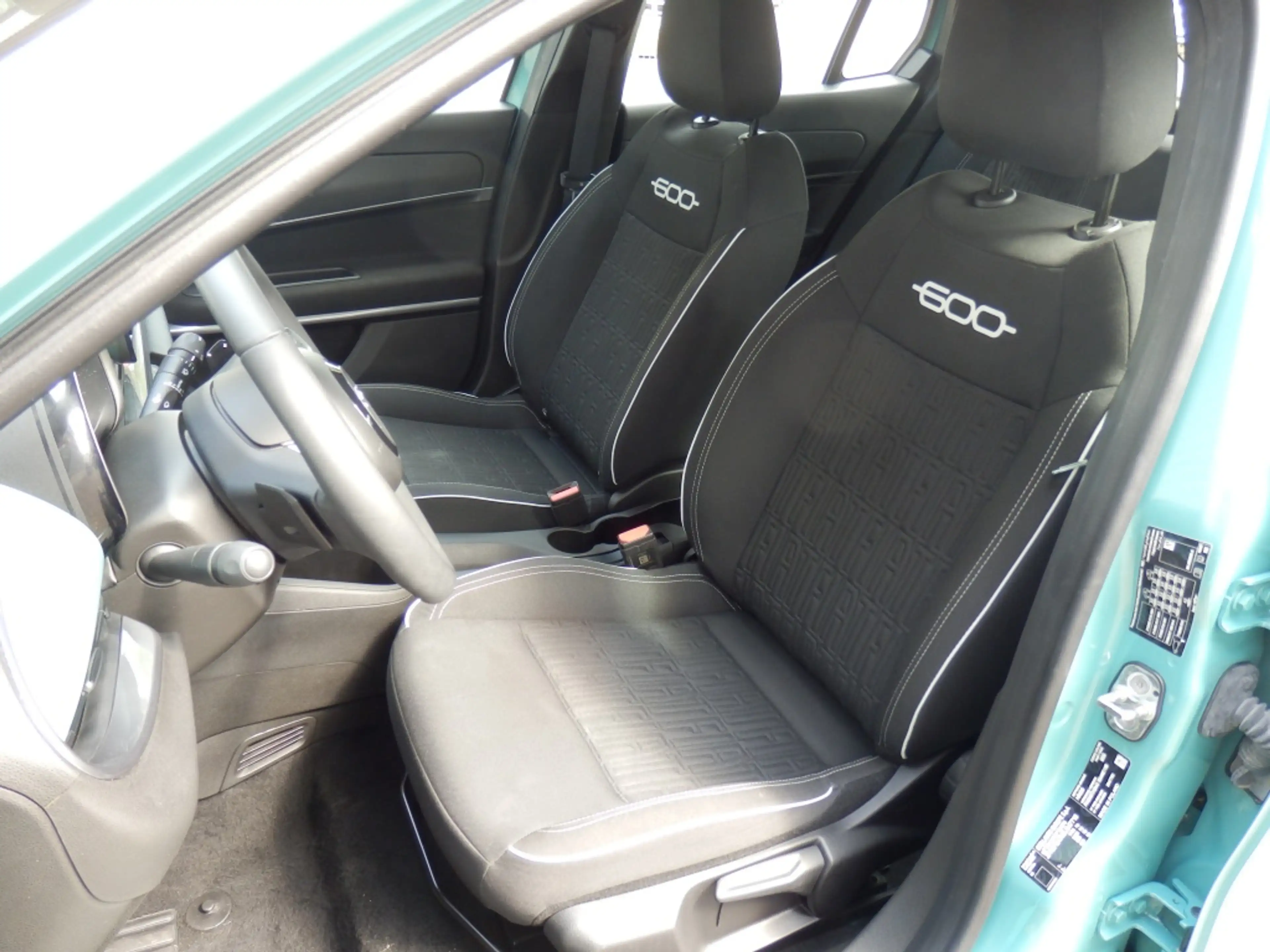 Fiat 600 1.2 Hybrid — photo 7