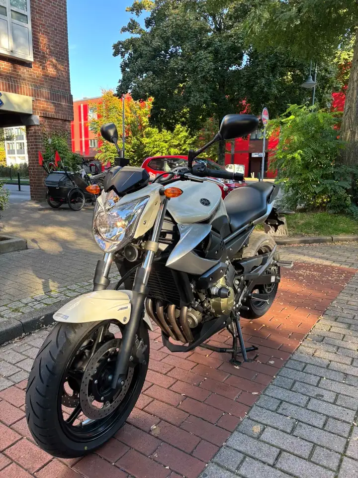Yamaha XJ 6