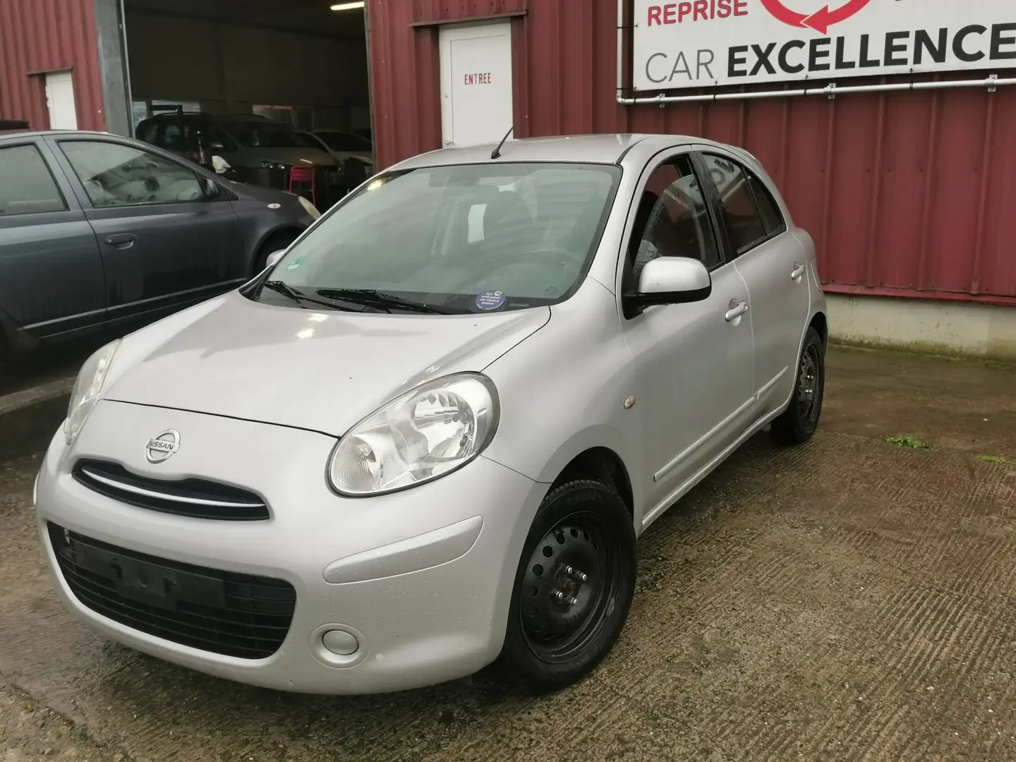 Nissan Micra 1.2i DIG-S Connect Edition Grau - 1