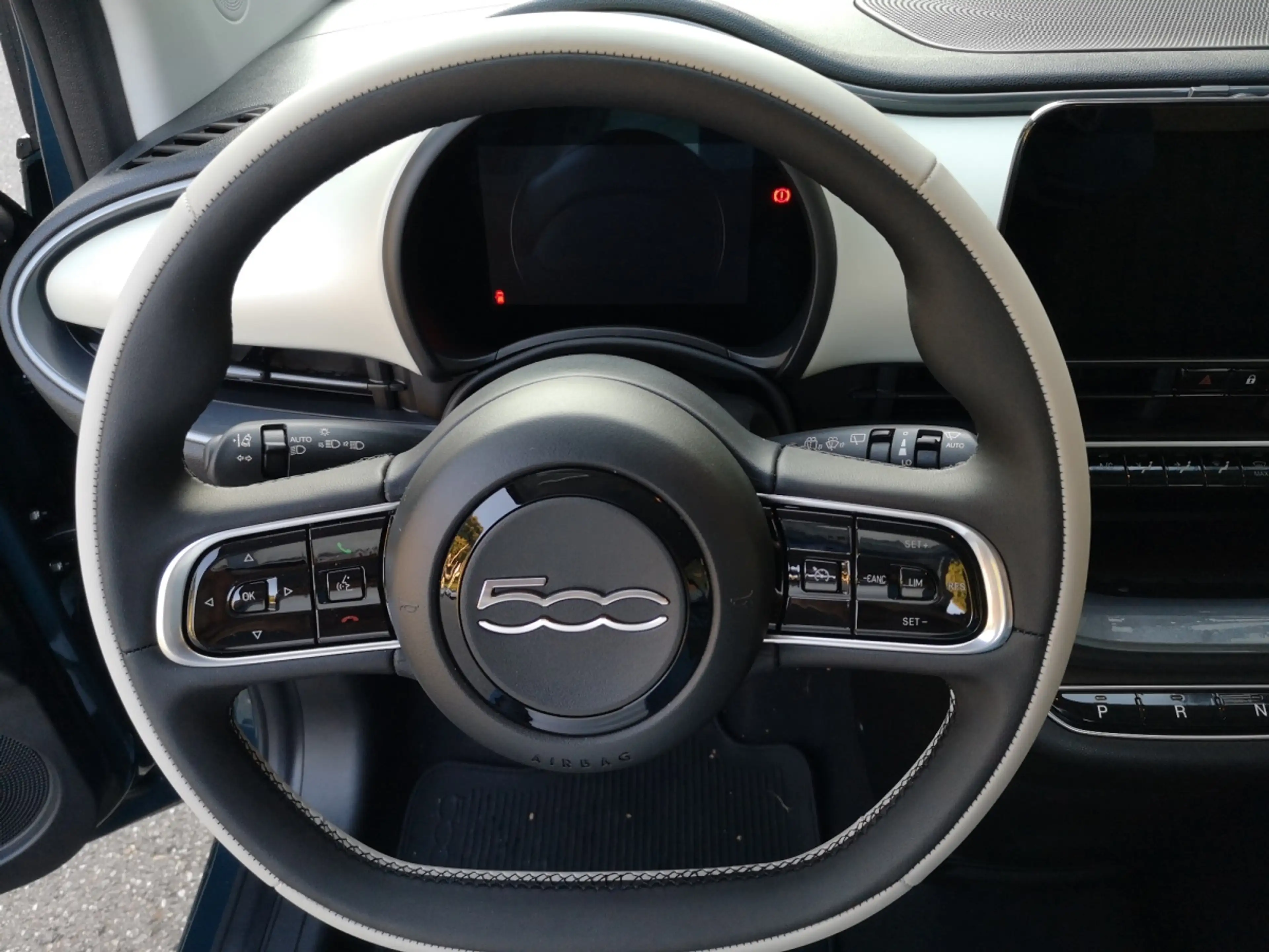 Fiat 500e 500e Hatchback-HB La Prima — photo 13