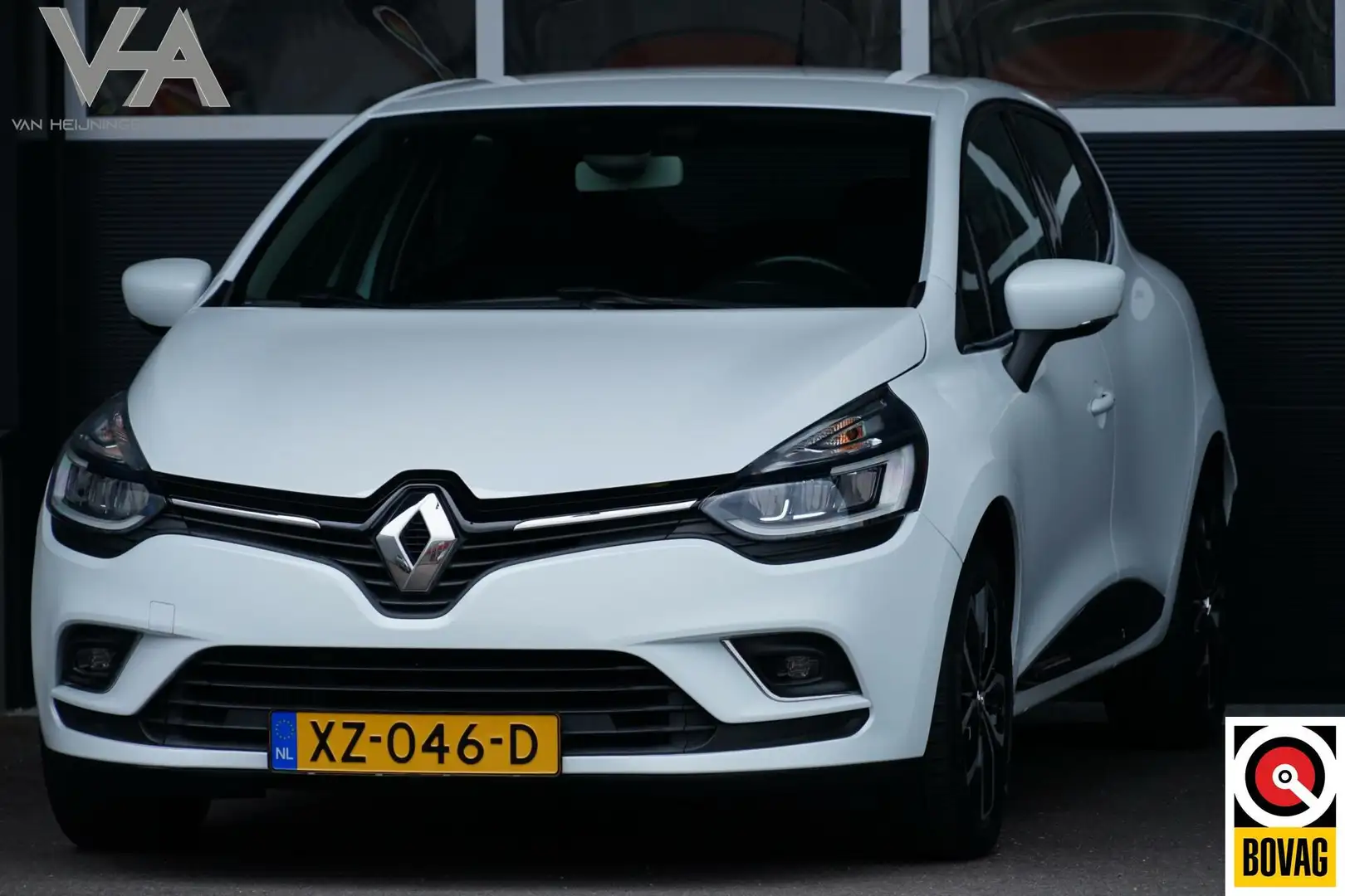 Renault Clio 0.9 TCe Intens, NL, keyless, clima, LED, PDC Bílá - 1