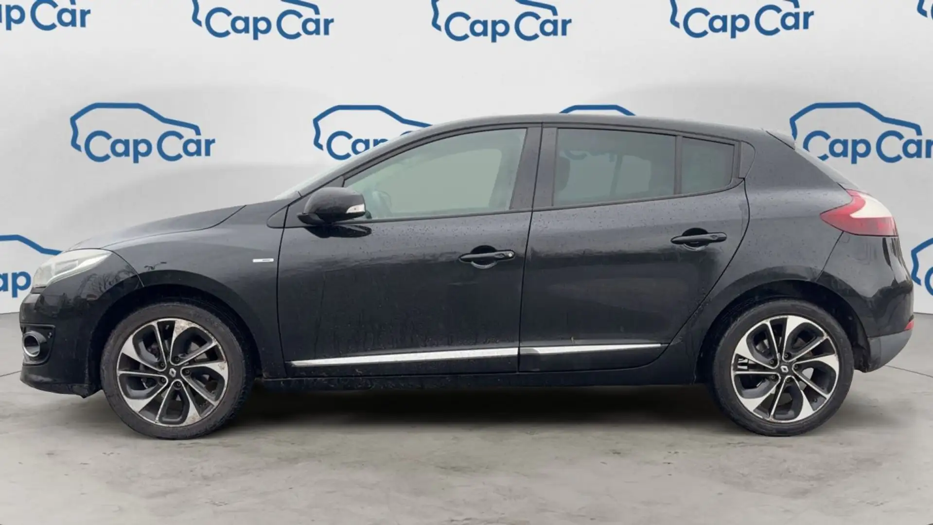 Renault Megane III 1.2 TCe 130 EDC6 Bose - Automatique Noir - 2