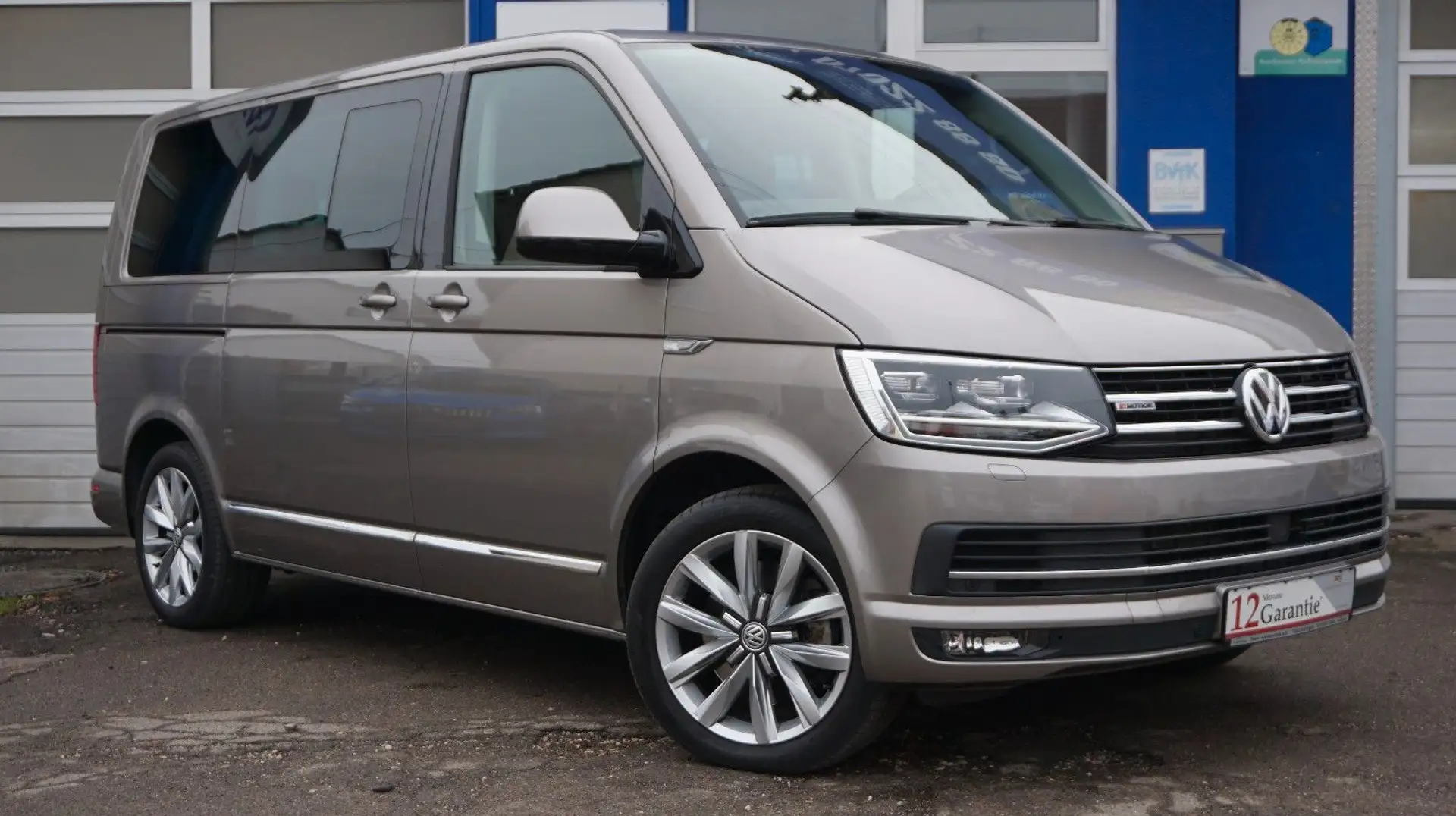 Volkswagen T6 Multivan Automatik Standheizung Leder Allr. Grigio - 2