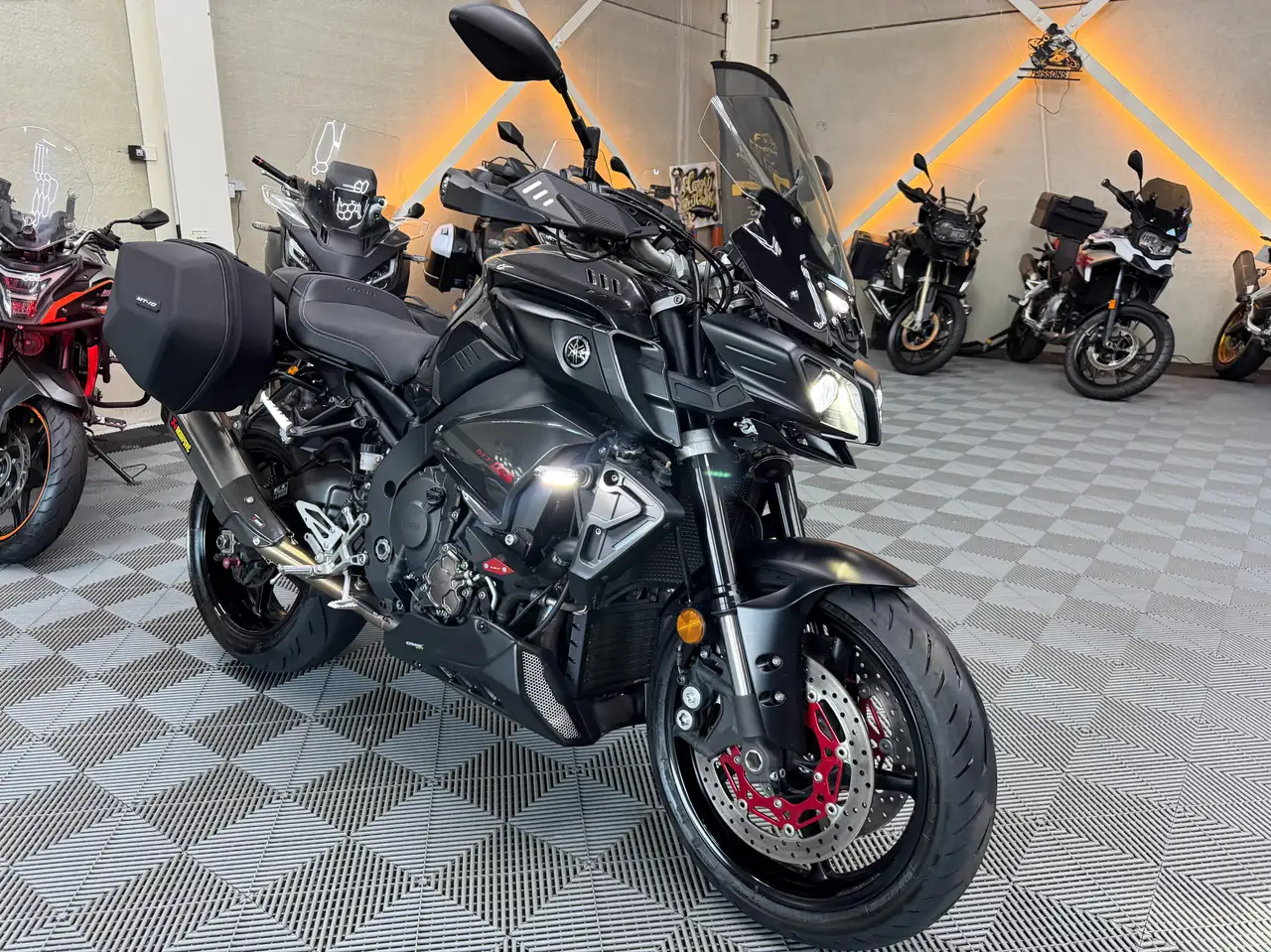 Yamaha MT-10