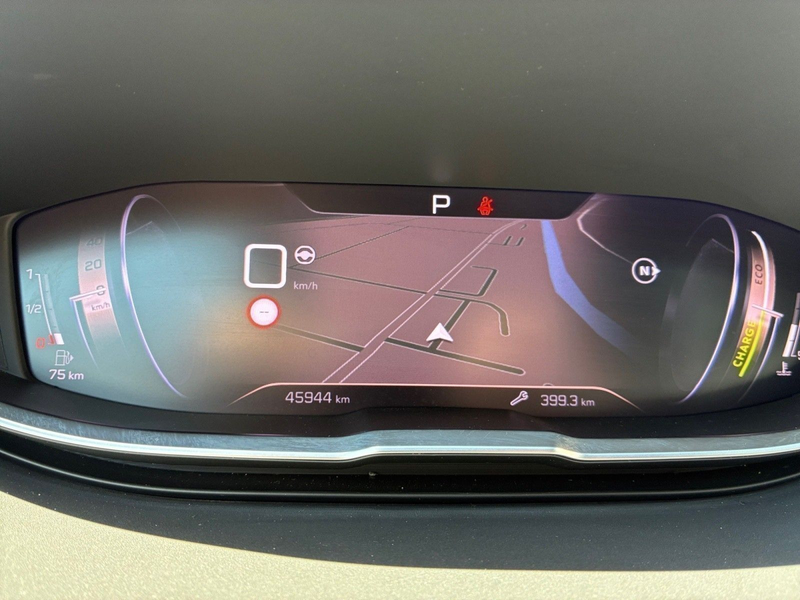Peugeot 5008 Hybrid 136 e-DSC NAVI*PDC*LED*KAMERA*SHZ*KL — photo 9