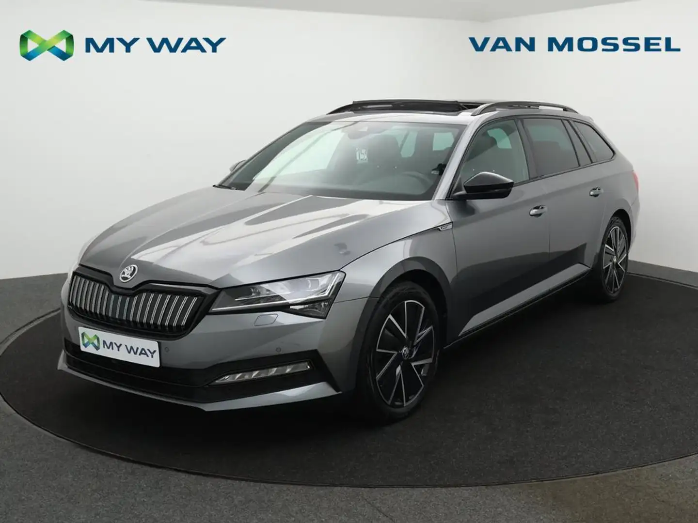 Skoda Superb Superb Combi PHEV 1.4TSI 218PK Sportline *AUTOMAAT*PANO*GEVENTILEERD LEDER*NAVI*APP CONNECT*DIGITAL DAHSBOARD*... Gris - 1