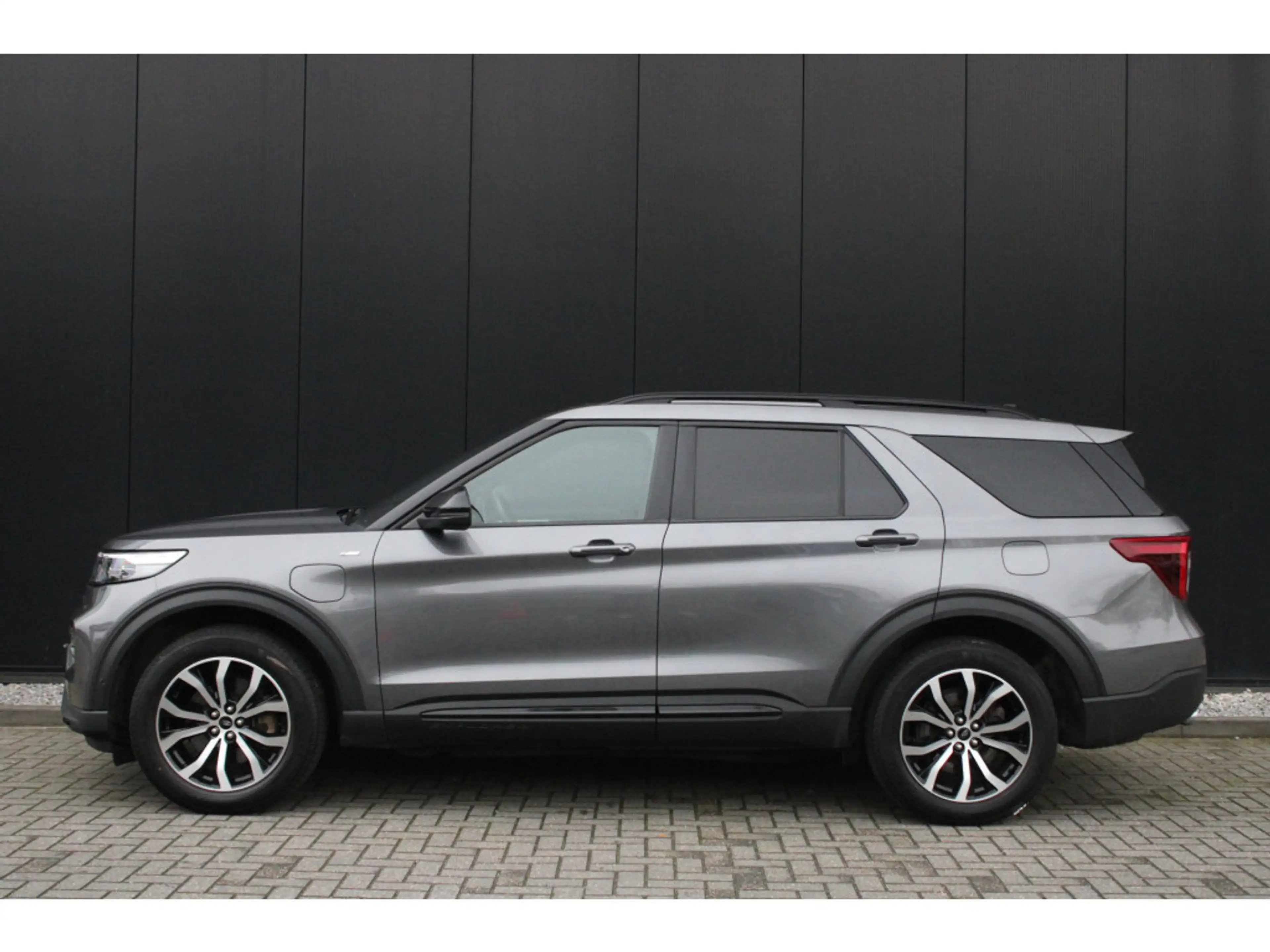 Ford Explorer 3.0 V6 EcoBoost PHEV ST-Line | BTW auto | Massage — photo 7