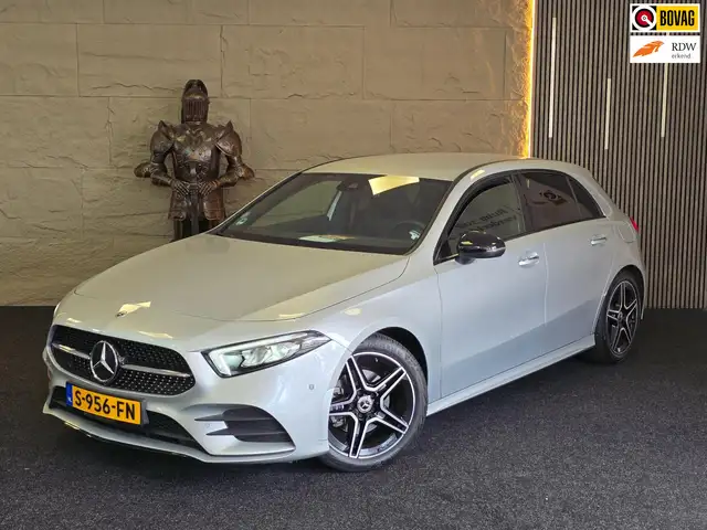 Mercedes-Benz A 180 AMG Line|GARANTIE|1E EIG|NAP|NAVI|CAMERA|PARK SENS