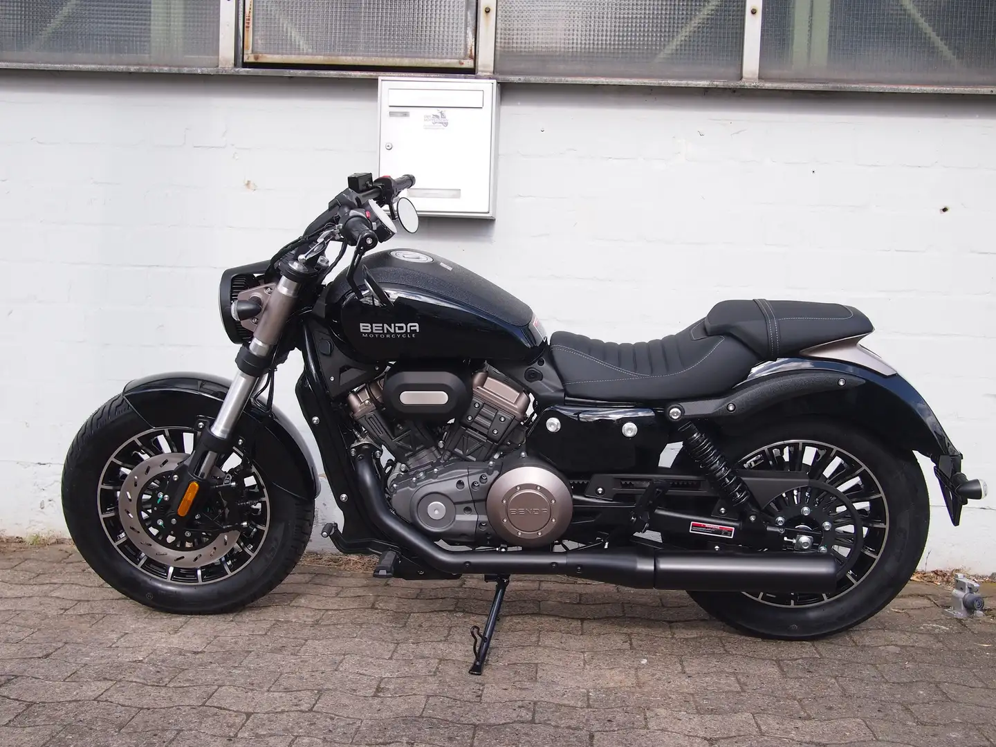 Benda Rock 300 Zwart - 2