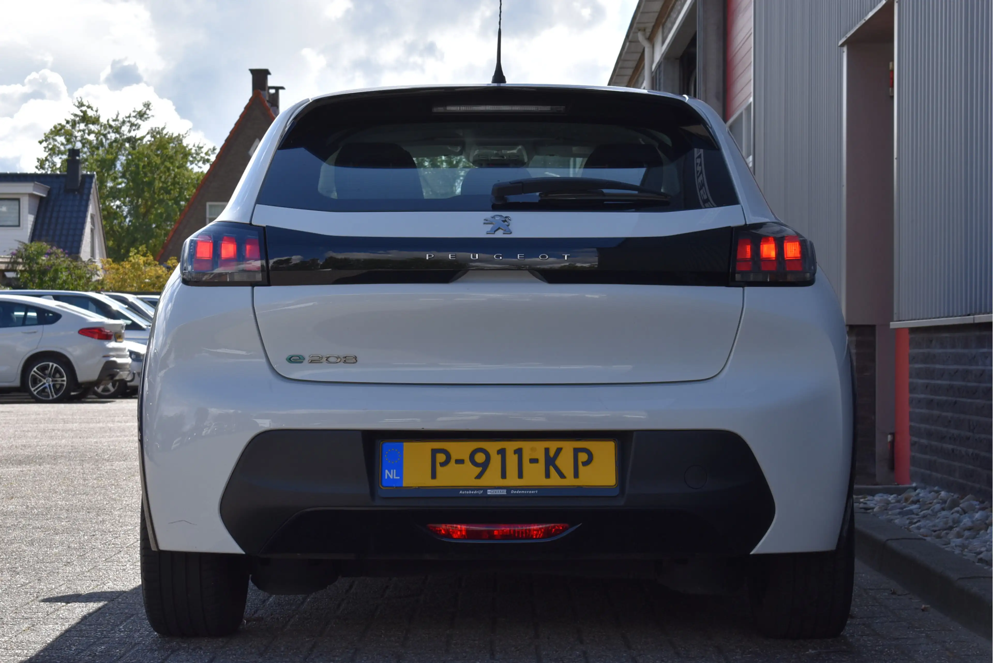 Peugeot e-208 EV Active 50 kWh Cruise control, Climate control, — photo 15