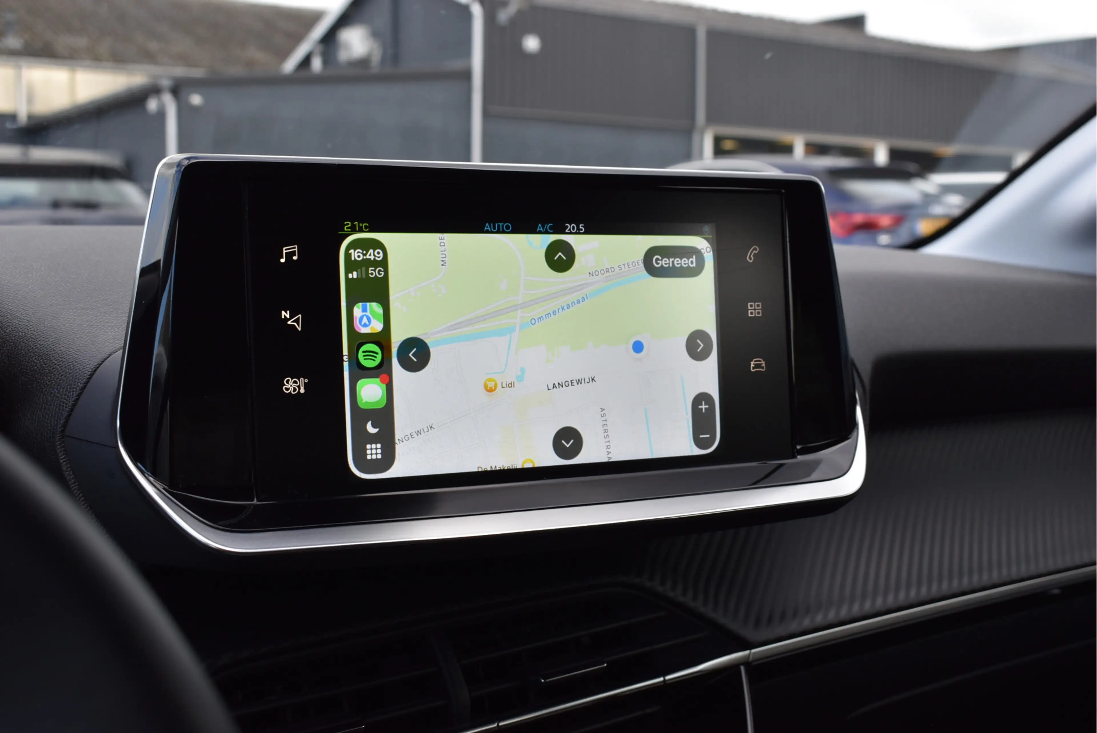 Peugeot e-208 EV Active 50 kWh Cruise control, Climate control, — photo 12