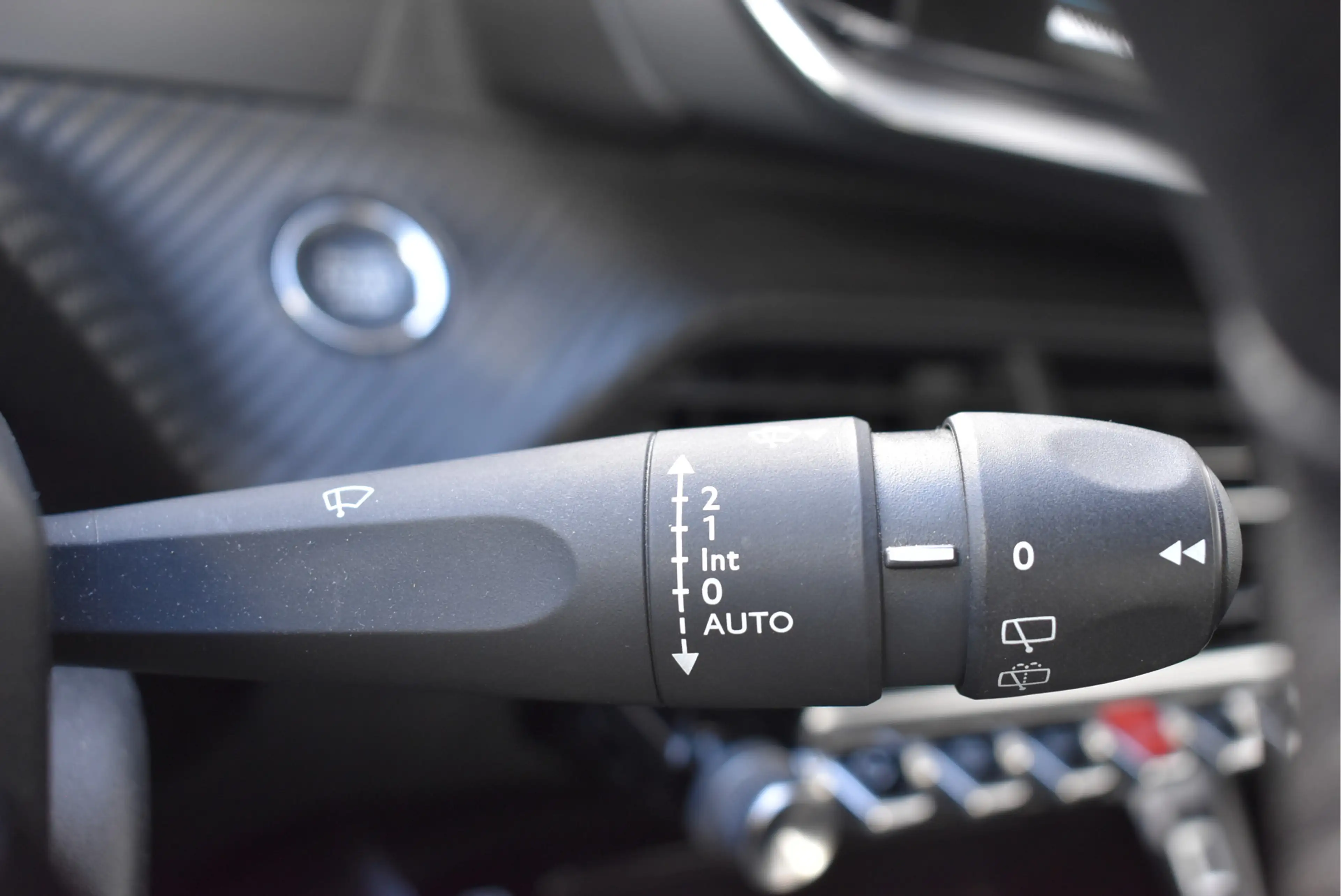 Peugeot e-208 EV Active 50 kWh Cruise control, Climate control, — photo 38