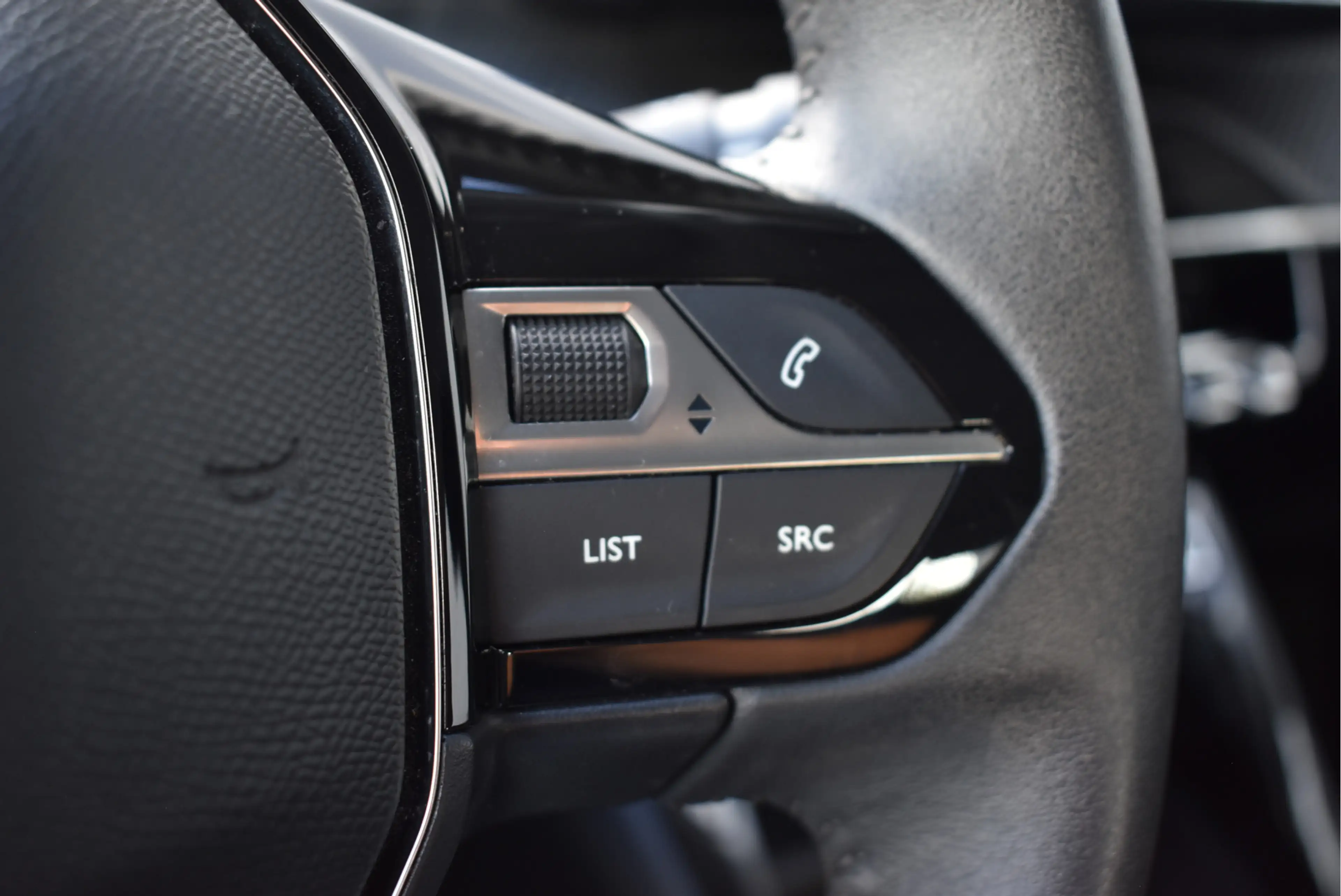Peugeot e-208 EV Active 50 kWh Cruise control, Climate control, — photo 10