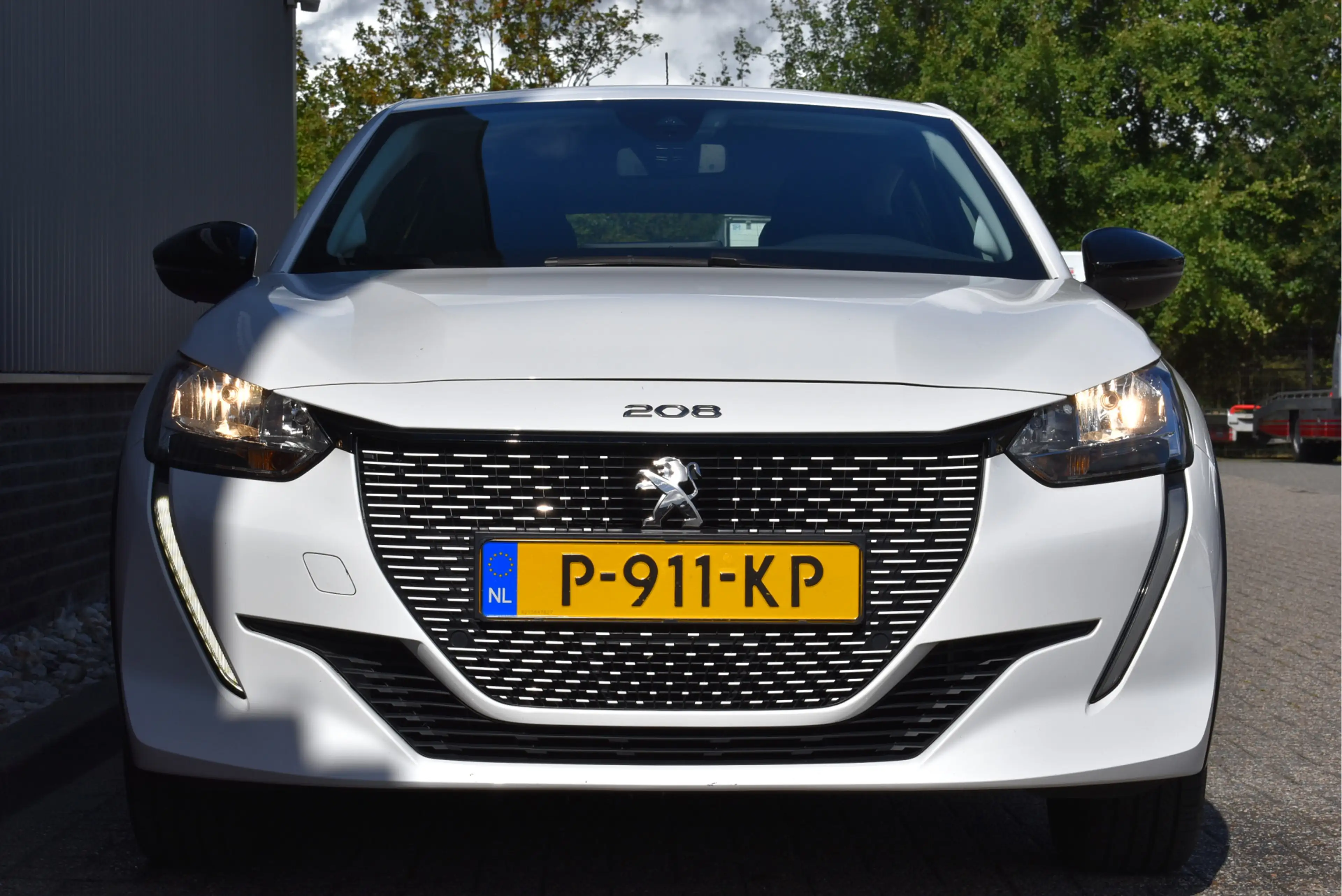 Peugeot e-208 EV Active 50 kWh Cruise control, Climate control, — photo 14