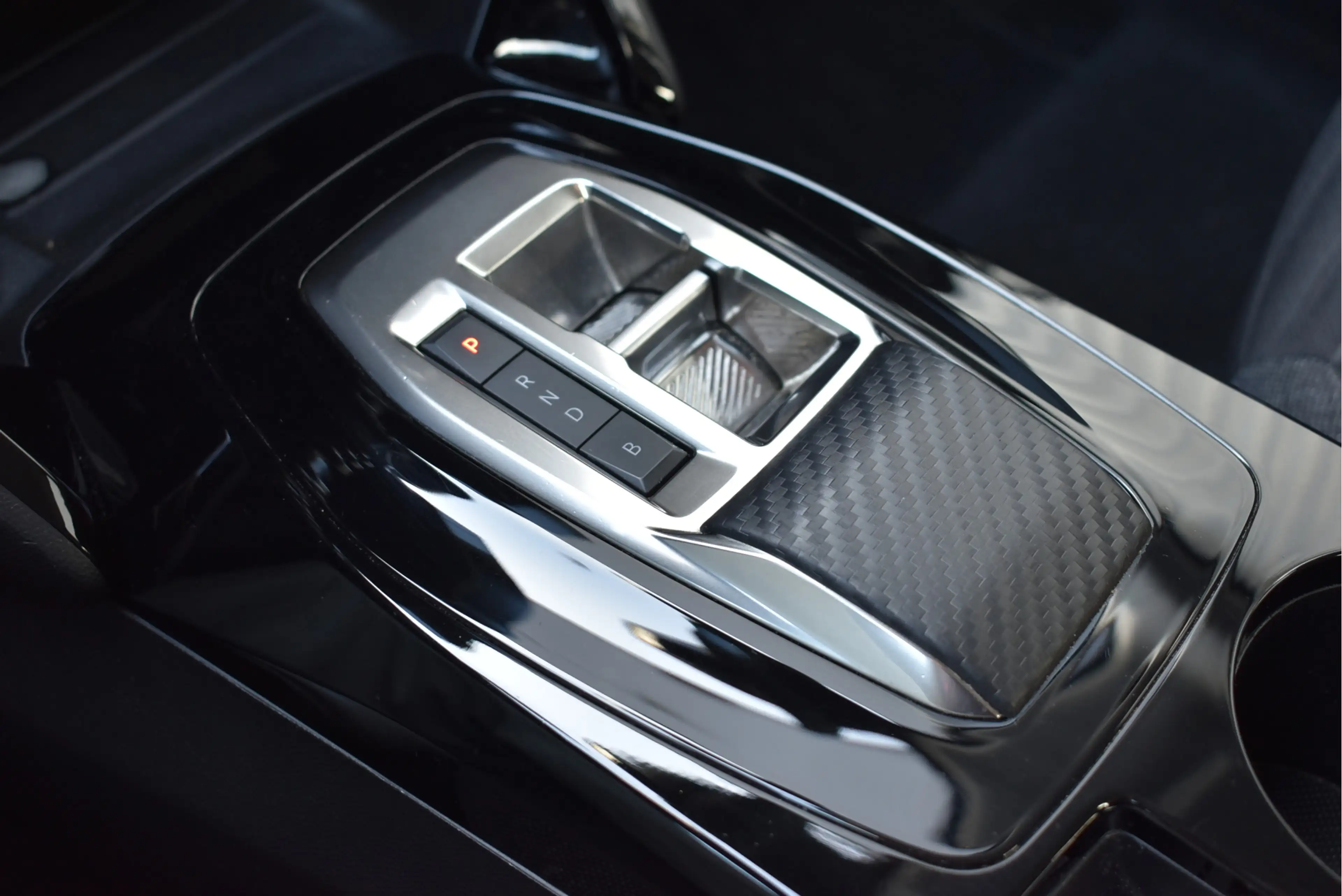 Peugeot e-208 EV Active 50 kWh Cruise control, Climate control, — photo 7