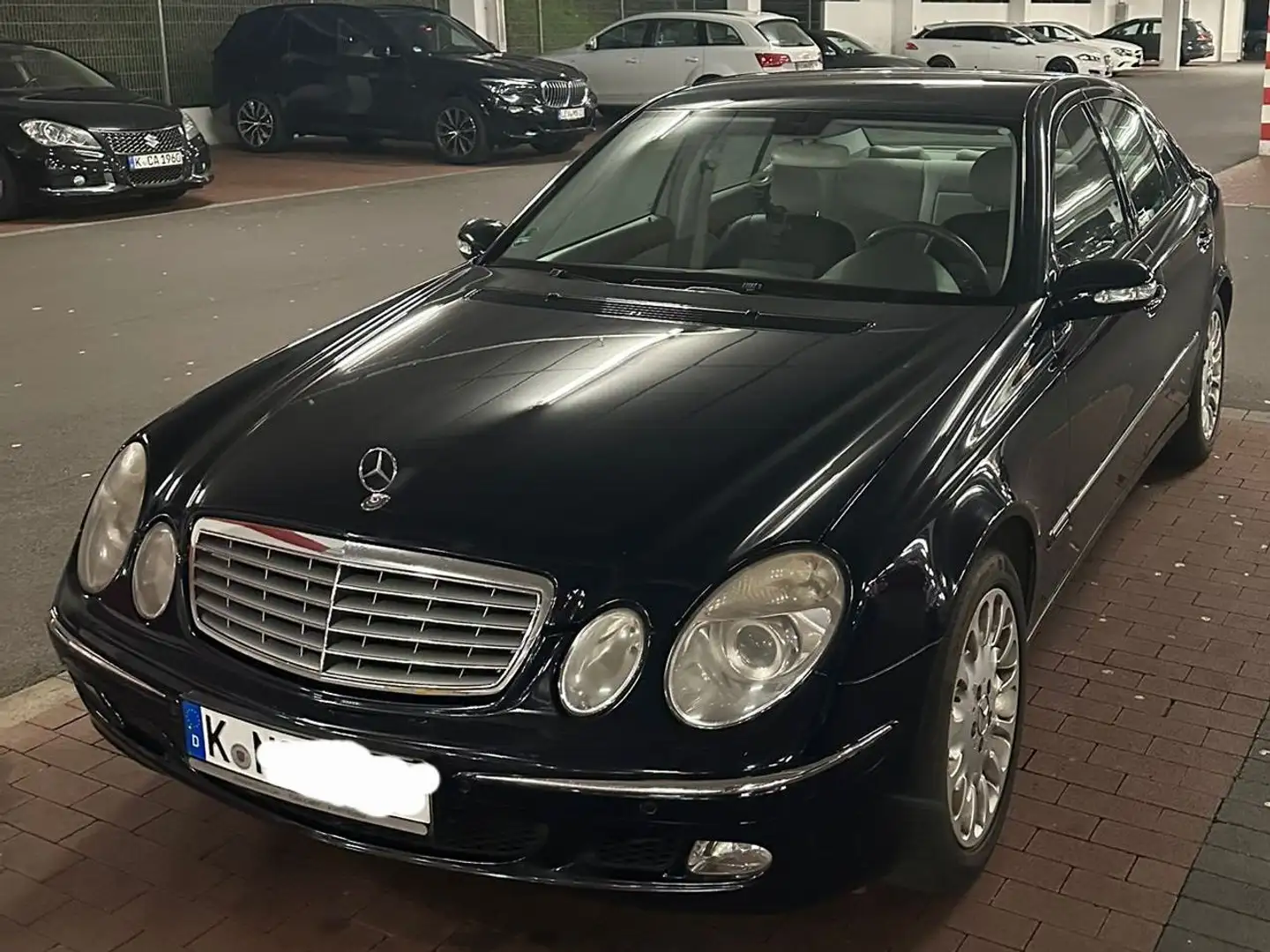 Mercedes-Benz E 500 E 500 4Matic Automatik Elegance - 2