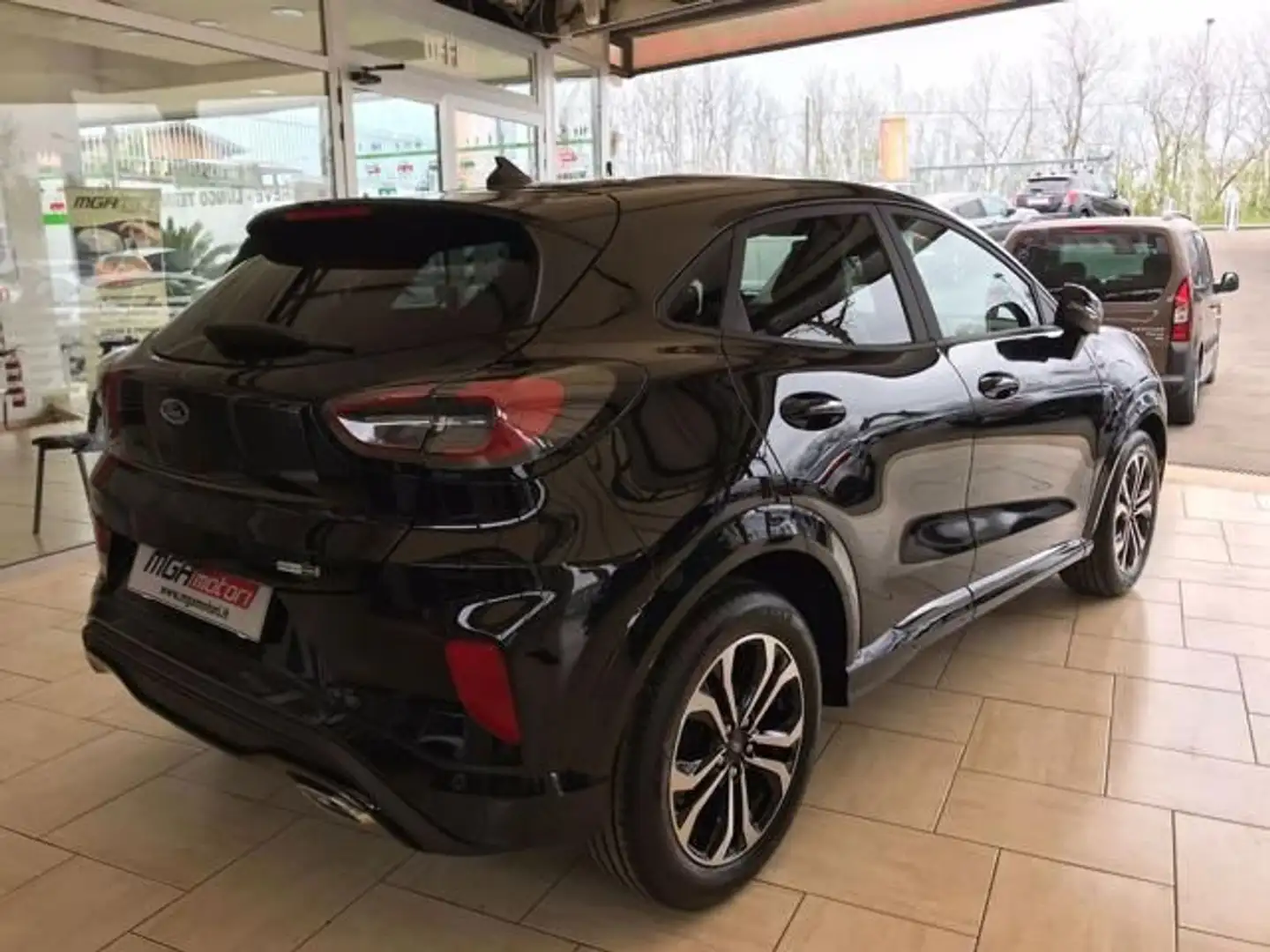 Ford Puma 1.0 EcoBoost Hybrid 125 CV S&S ST-Line Noir - 2