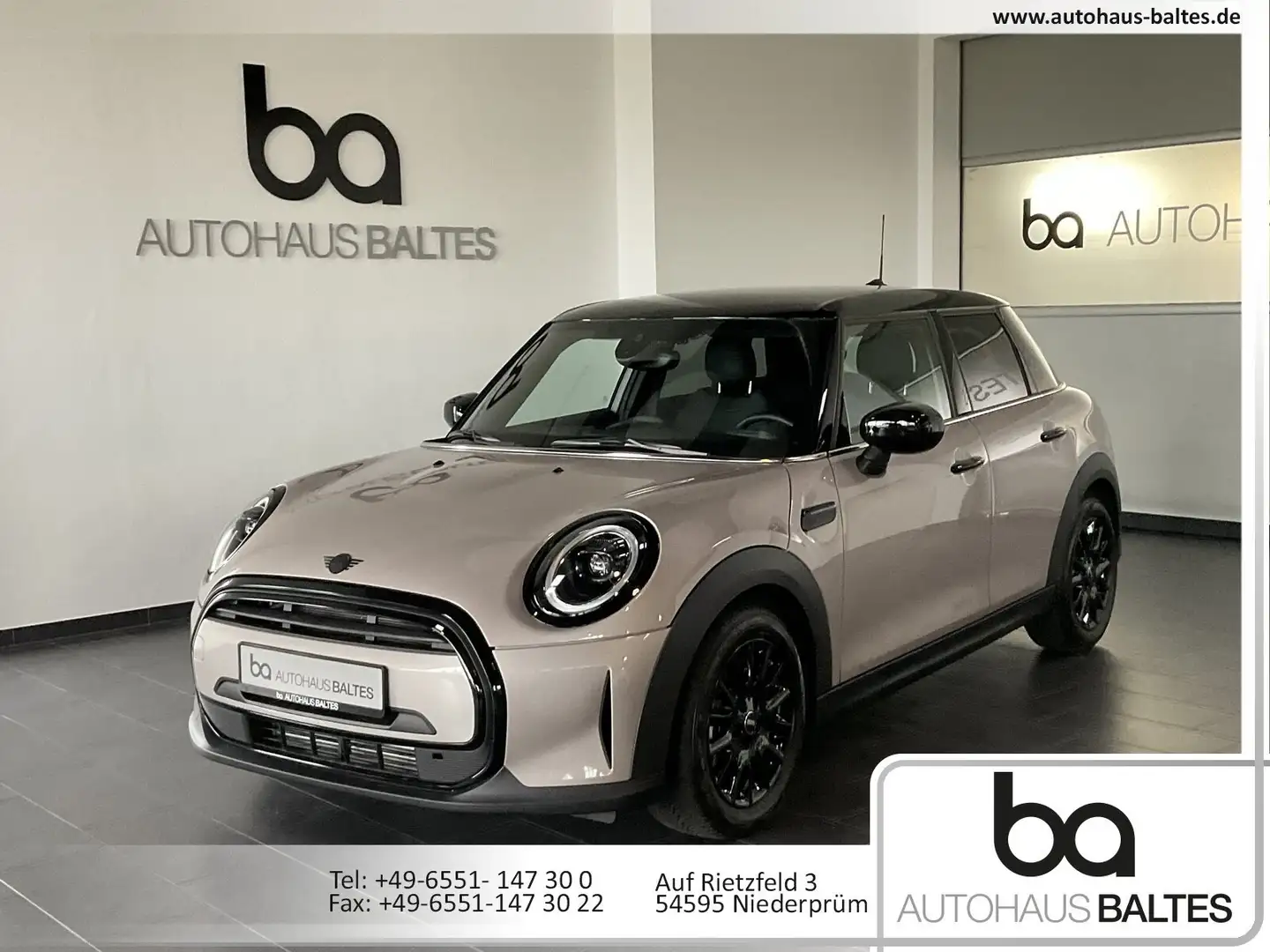 MINI Cooper Cooper Classic 5trg LED/Navi/Multi/Driv/KAM/SH Grau - 1
