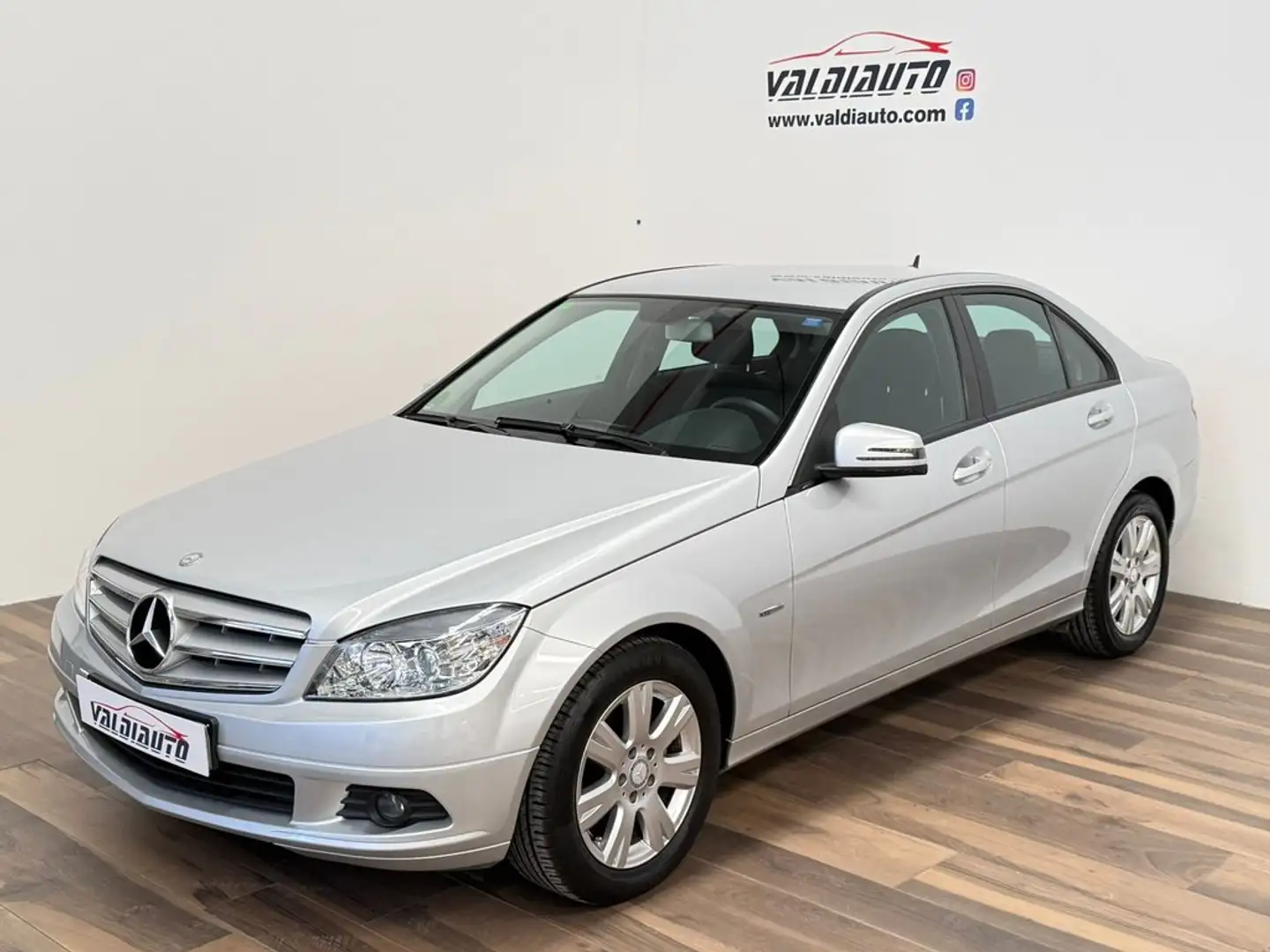 Mercedes-Benz C 180 Blue Efficiency Avantgarde Gris - 1