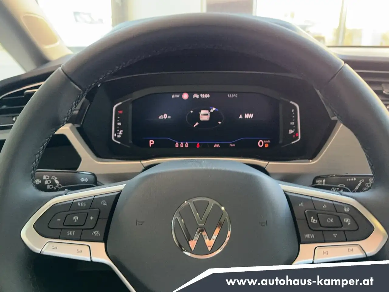 Volkswagen Touran Friends TDI DSG 12