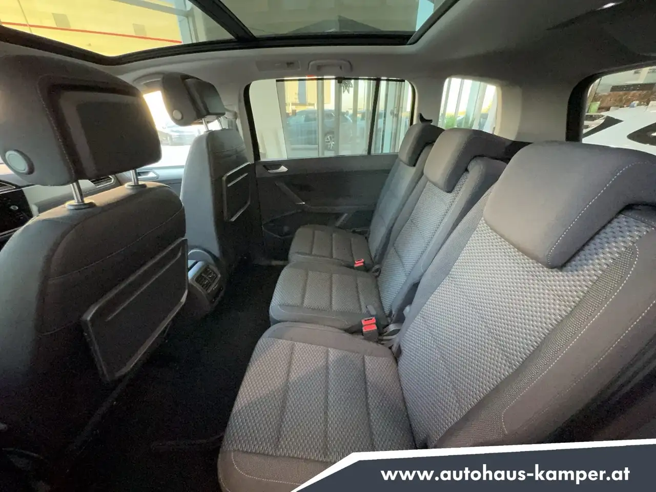 Volkswagen Touran Friends TDI DSG 9