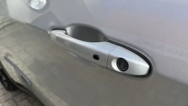 Jeep Compass view 14