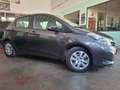 Toyota Yaris Yaris III 2011 5p 1.0 Lounge Gris - thumbnail 4