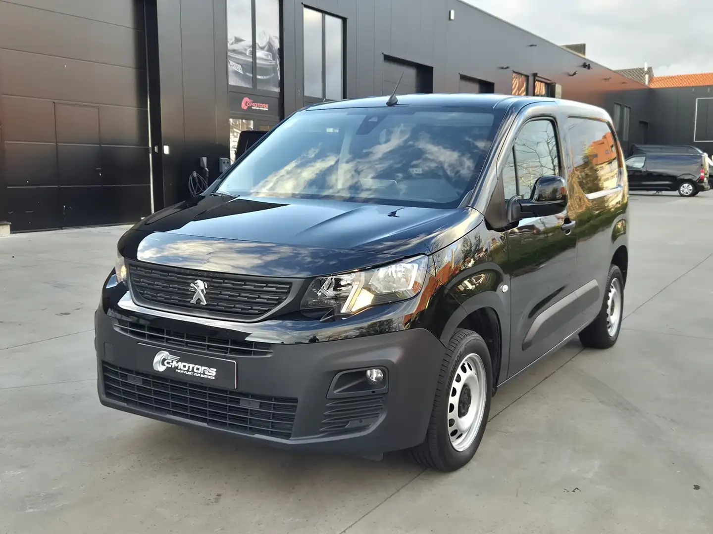 Peugeot Partner 1.5 BlueHDi 100 MAN6 3pl /Camera/Carplay/GPS Noir - 1