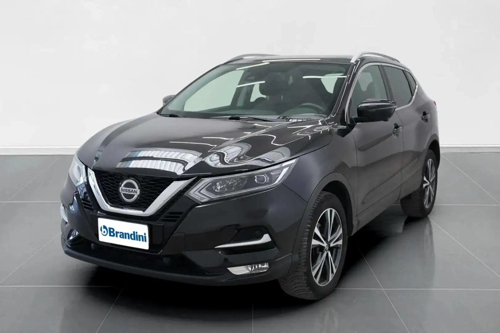 Nissan Qashqai 1.5 dCi N-Connecta Nero - 1