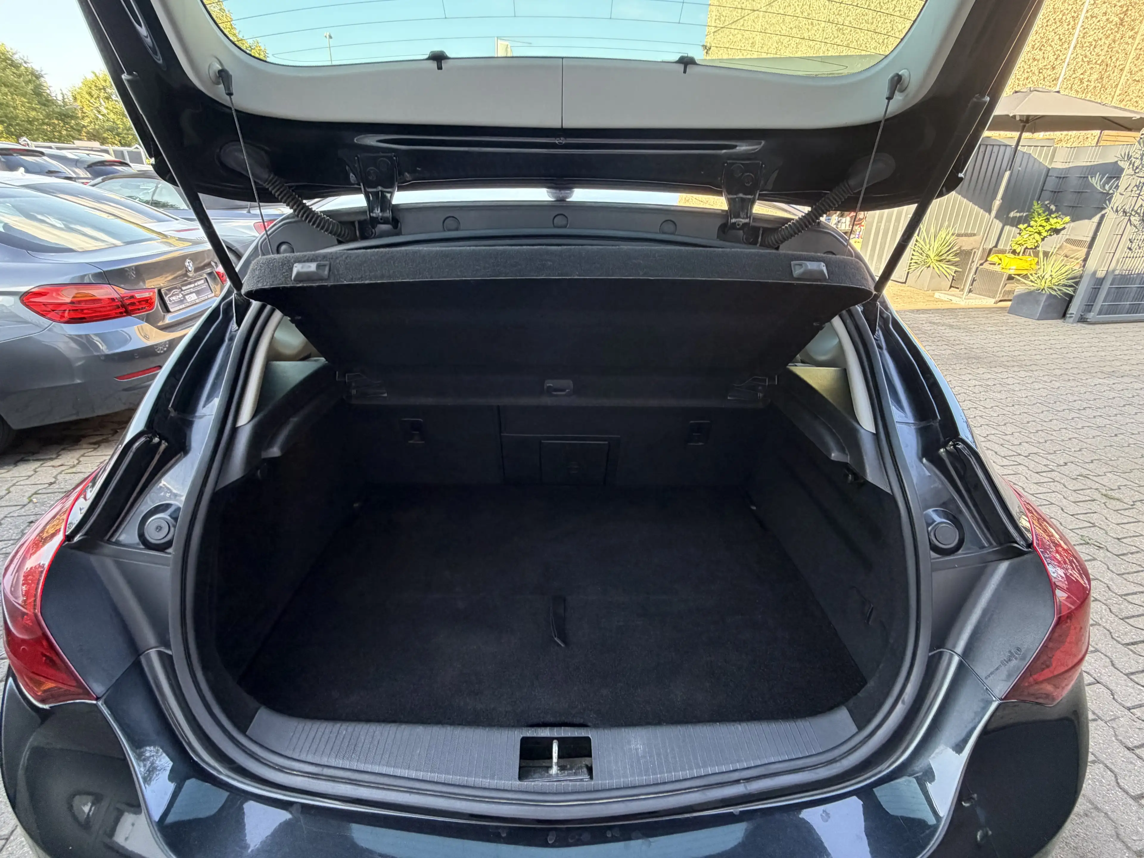 Opel Astra Exklusiv 1.7 CDTI Limousine 2.H Voll S-Heft Top Ge — photo 15
