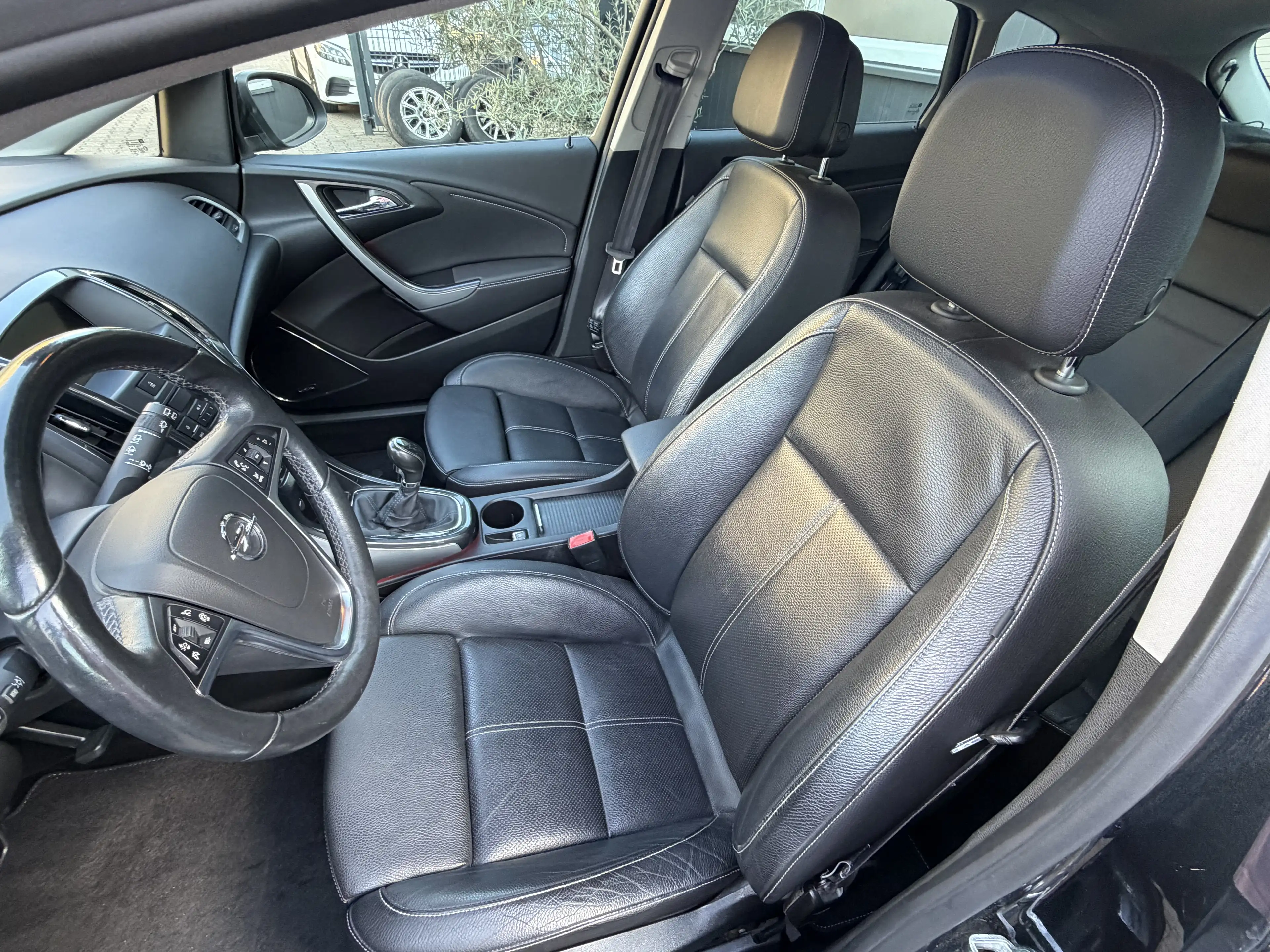 Opel Astra Exklusiv 1.7 CDTI Limousine 2.H Voll S-Heft Top Ge — photo 12