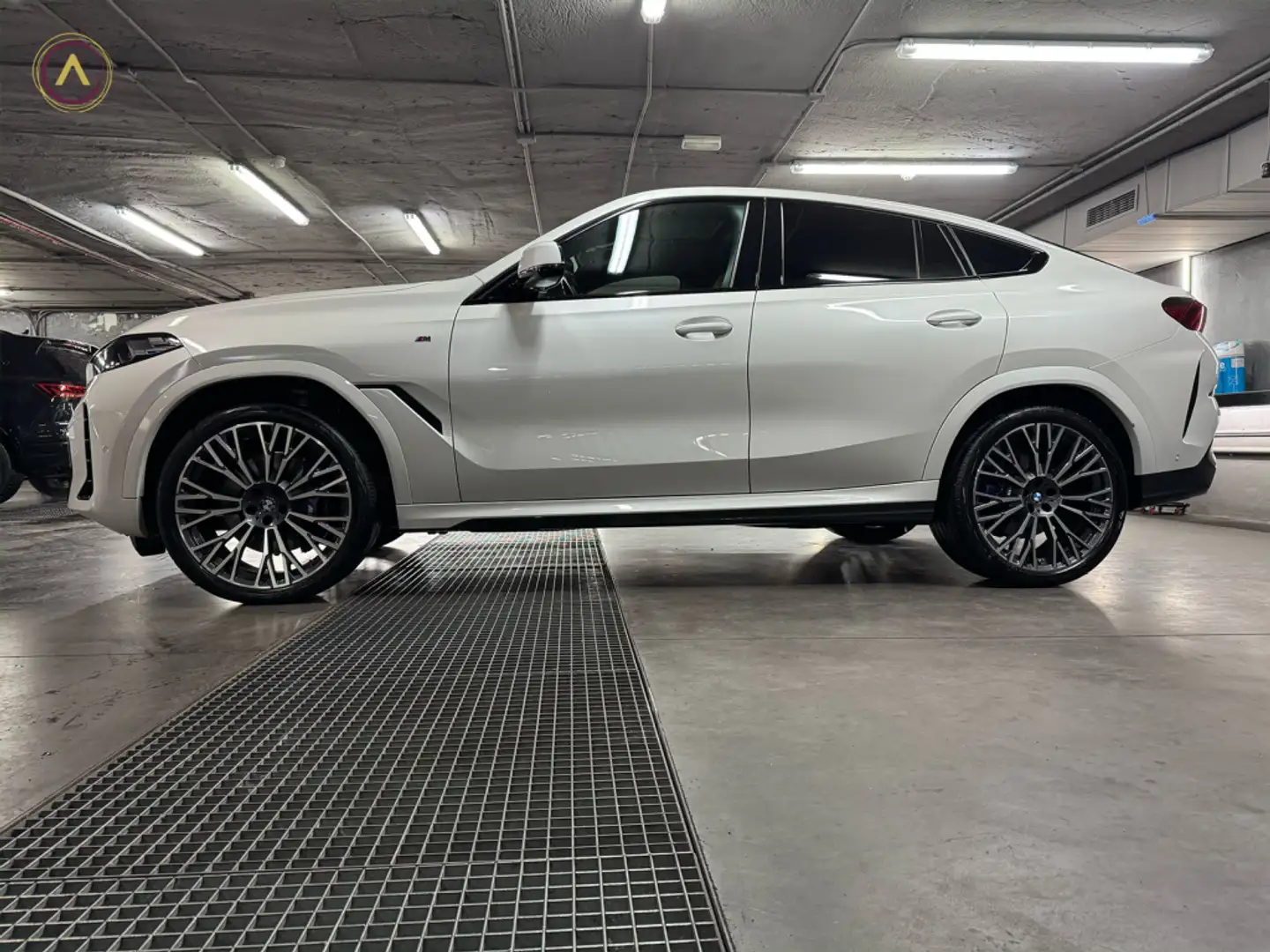 BMW X6 xDrive 40iA M Sport White - 1