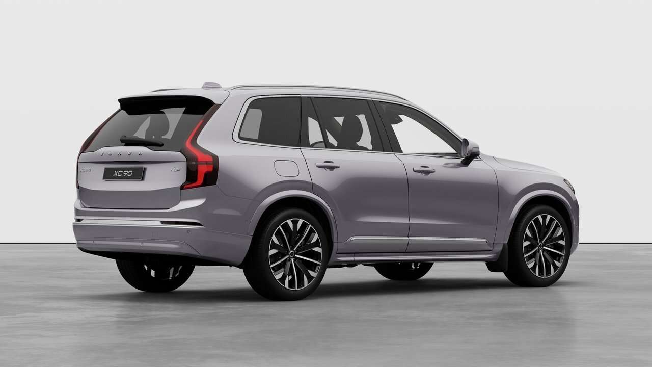 2026 Volvo XC90 Ultra 6-Seater (Bright Theme) Rear Camera Washer | alt 4