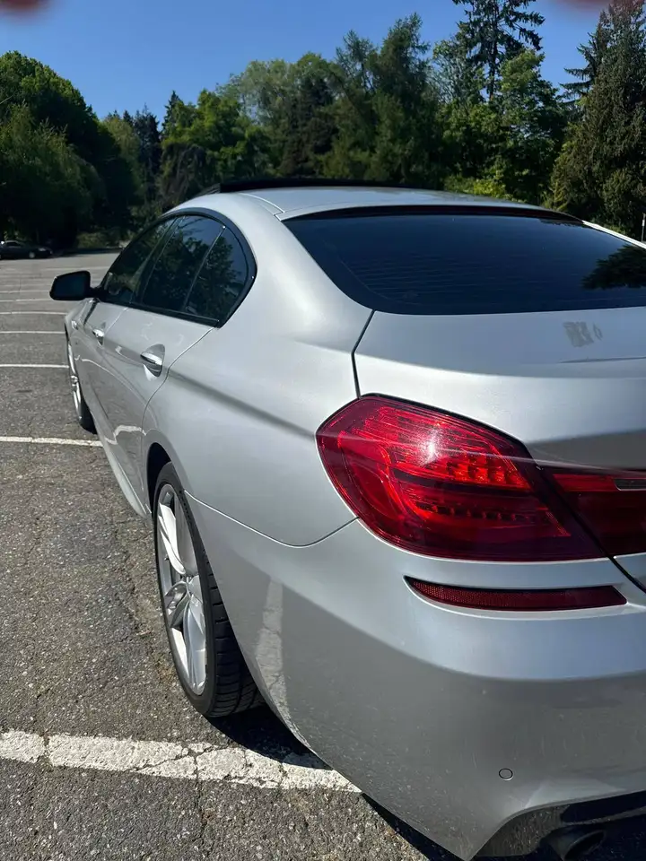 BMW 6 Series снимка BMW 6 Series