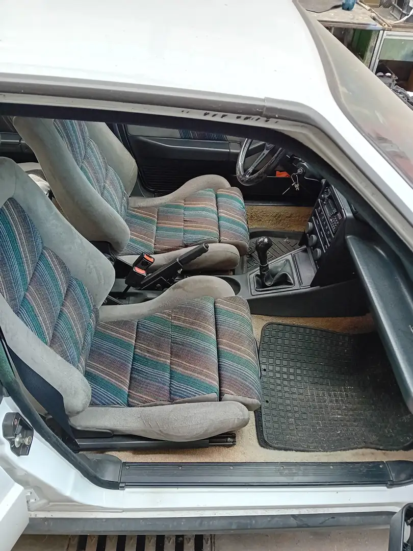 Lancia Delta Delta 2.0 16v HF Integrale Bianco - 1