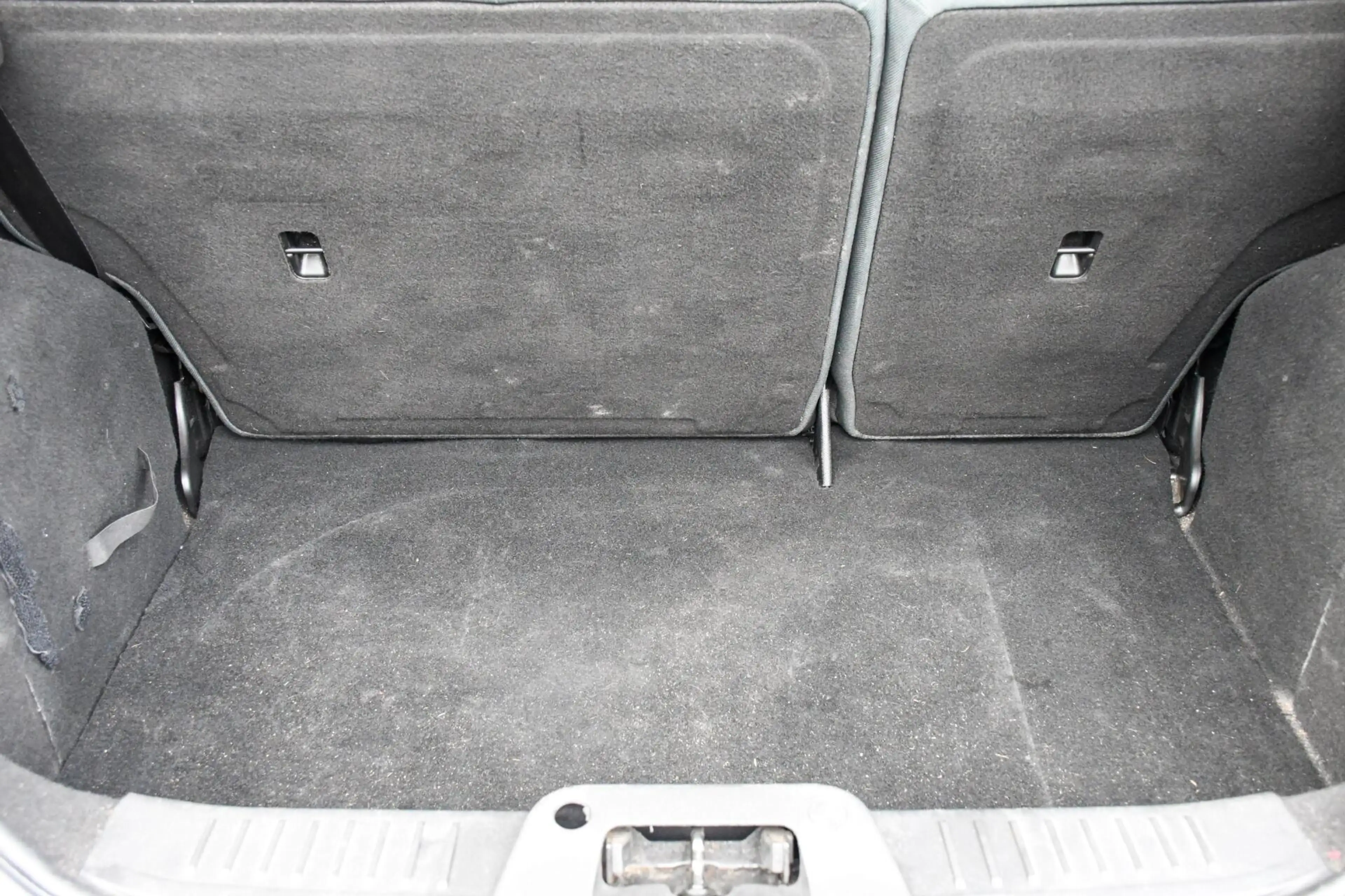 Ford Fiesta 1.6 ST1 Recaro Stoelen 185PK Goed onderhouden! — photo 36