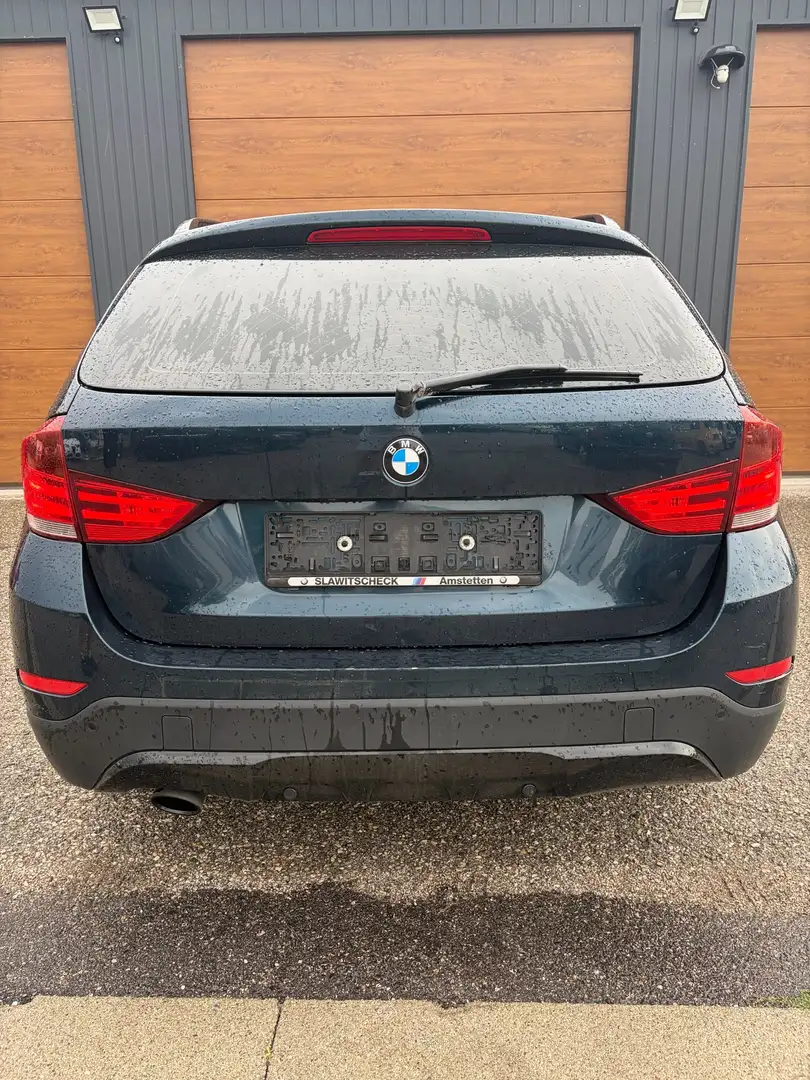 BMW X1 xDrive18d Blau - 2